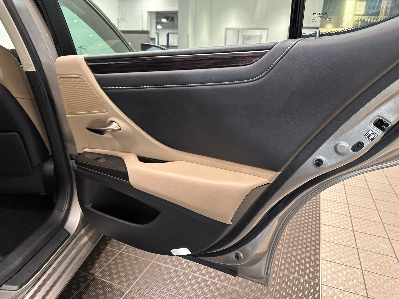 2019 Lexus ES ES 350 Luxury 15