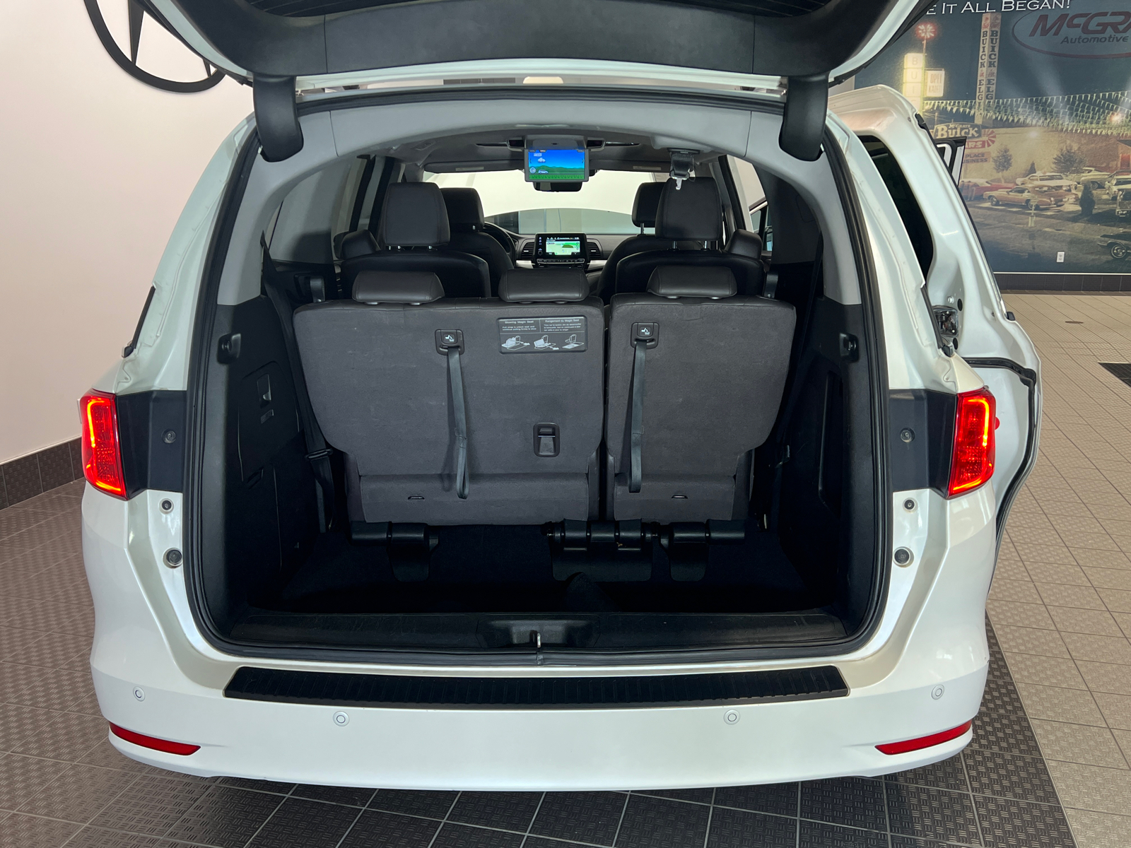 2018 Honda Odyssey Touring 9