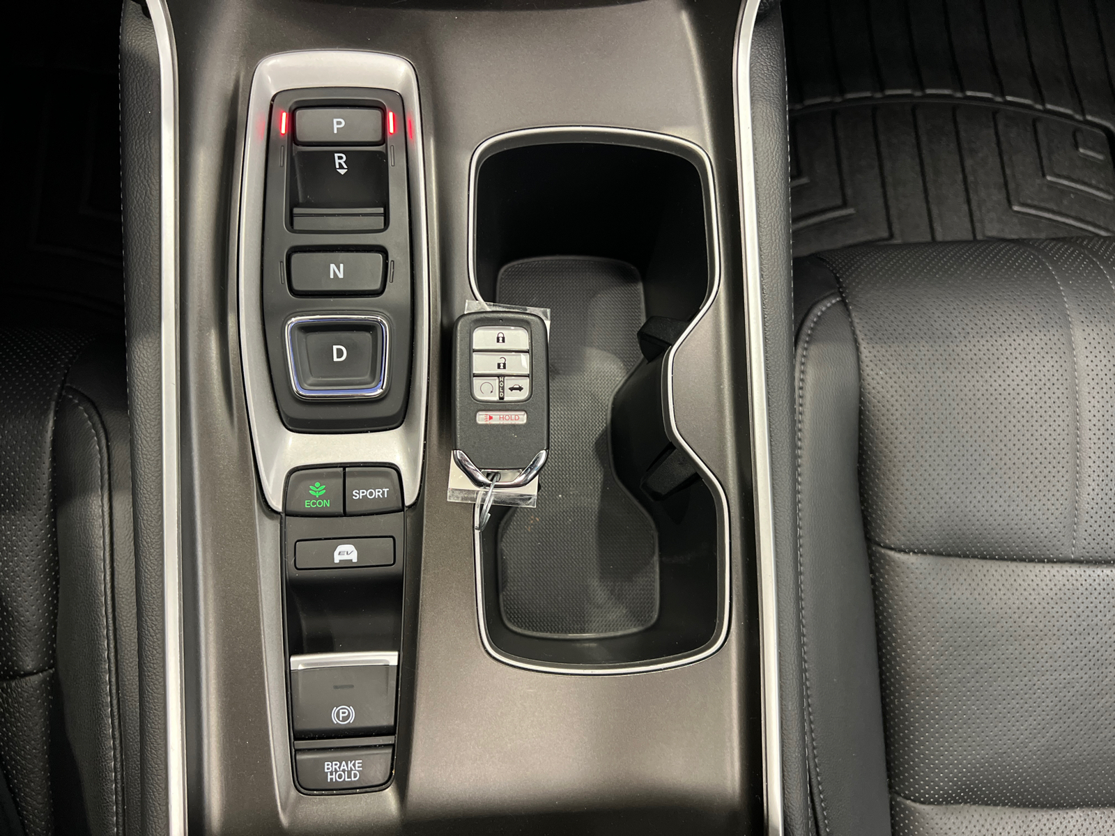2019 Honda Accord Hybrid Touring 15