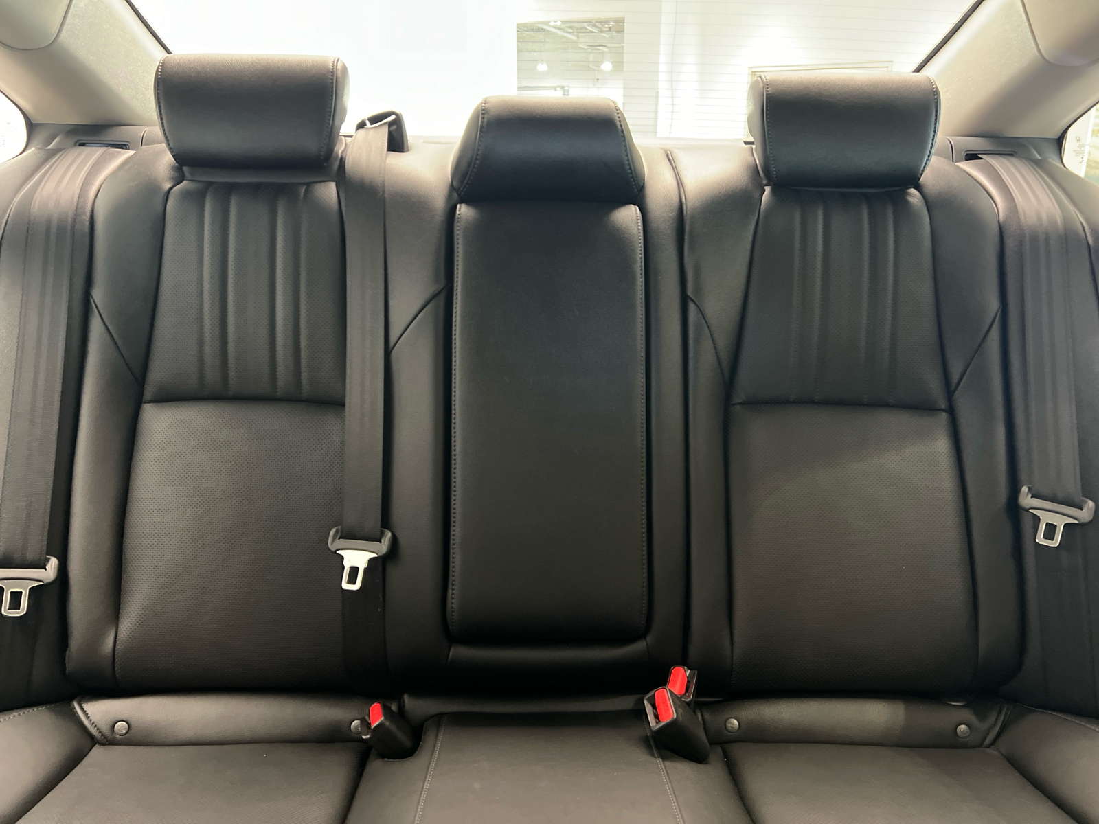 2019 Honda Accord Hybrid Touring 16