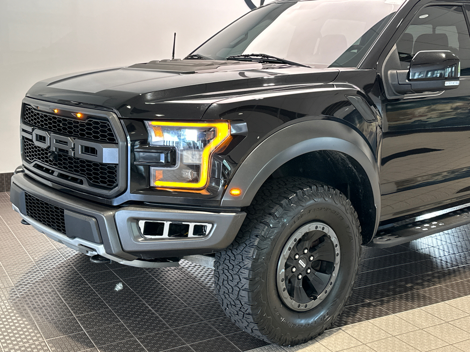 2019 Ford F-150 Raptor 7