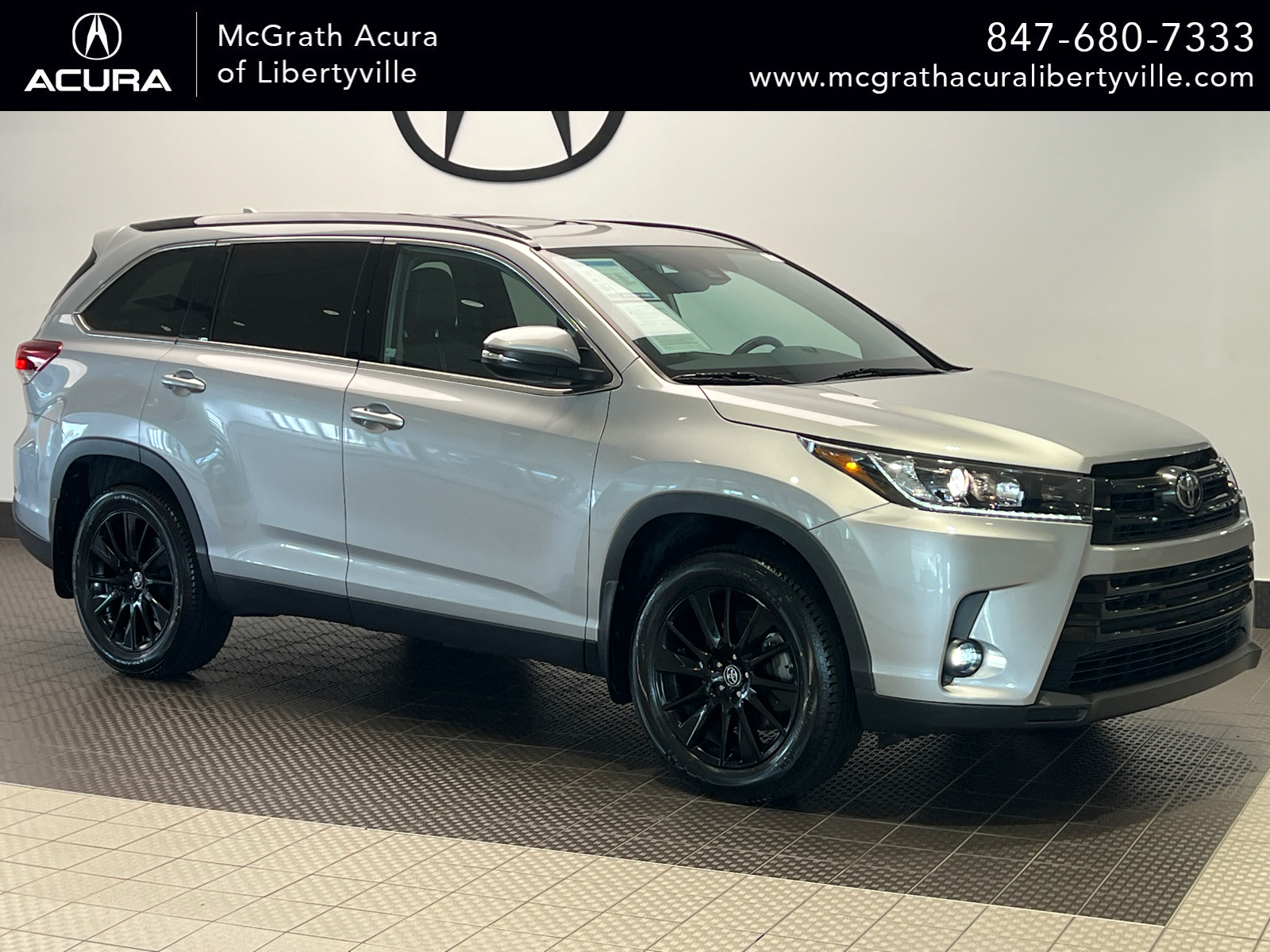 2019 Toyota Highlander SE 1