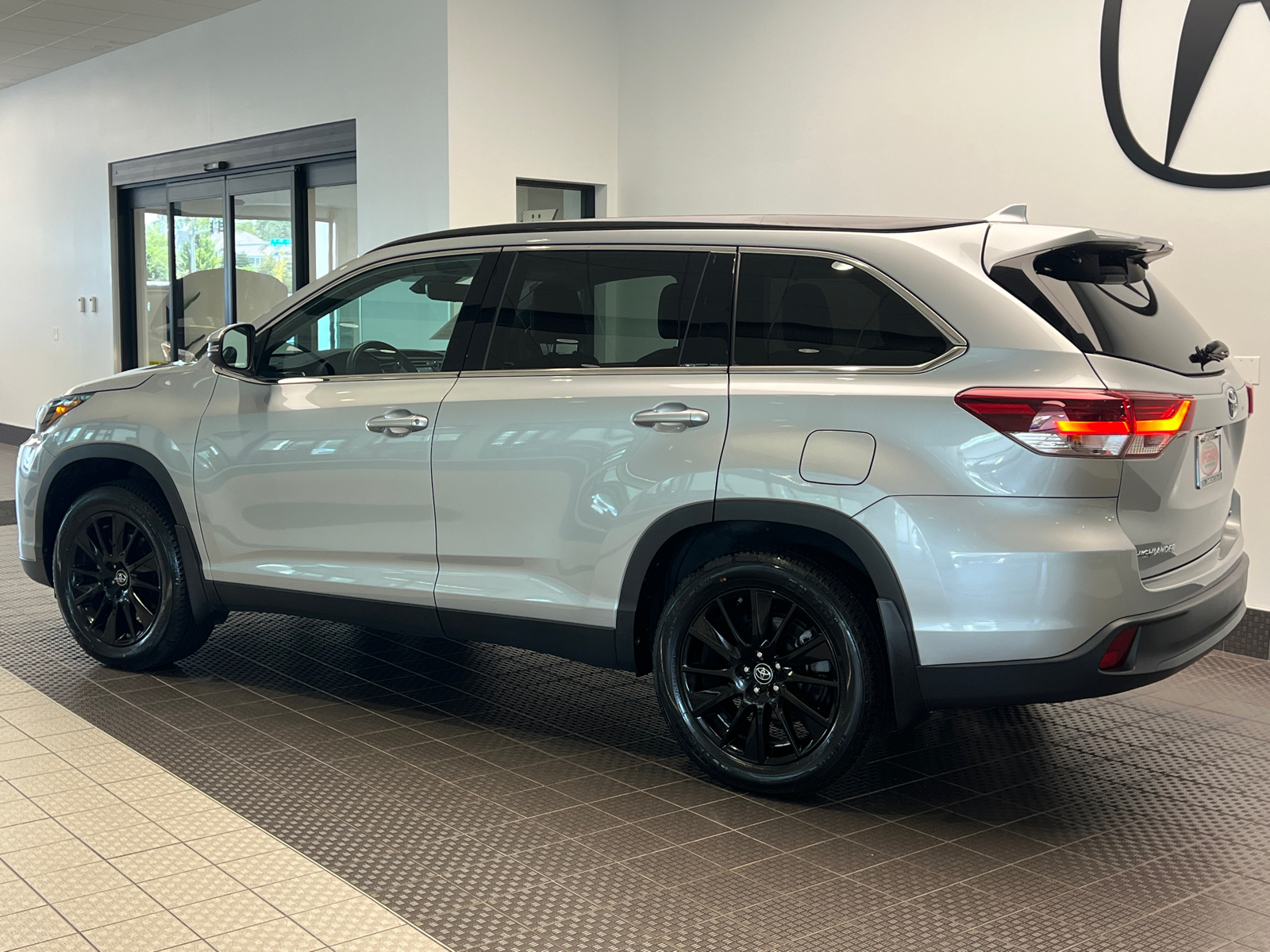 2019 Toyota Highlander SE 4