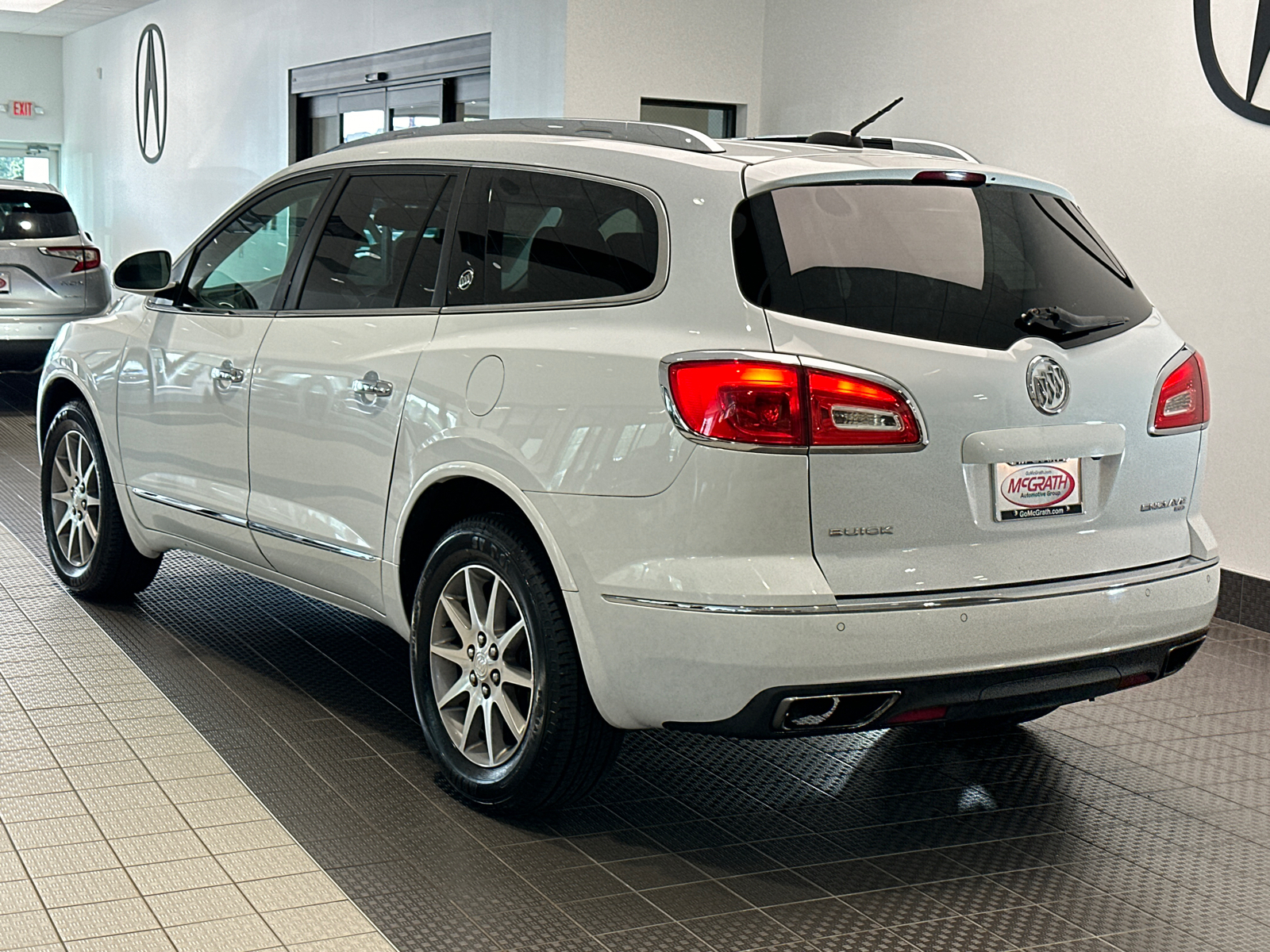 2017 Buick Enclave Leather 4