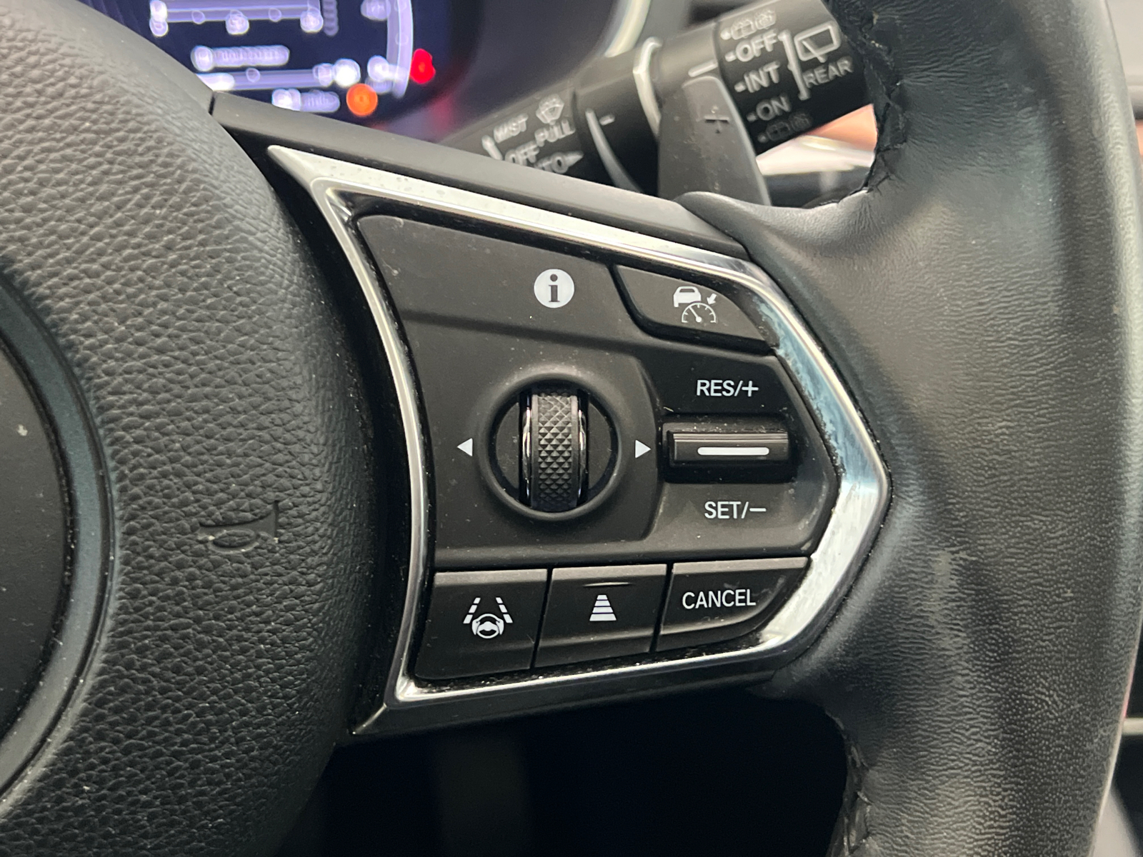 2022 Acura MDX w/Technology Package 17