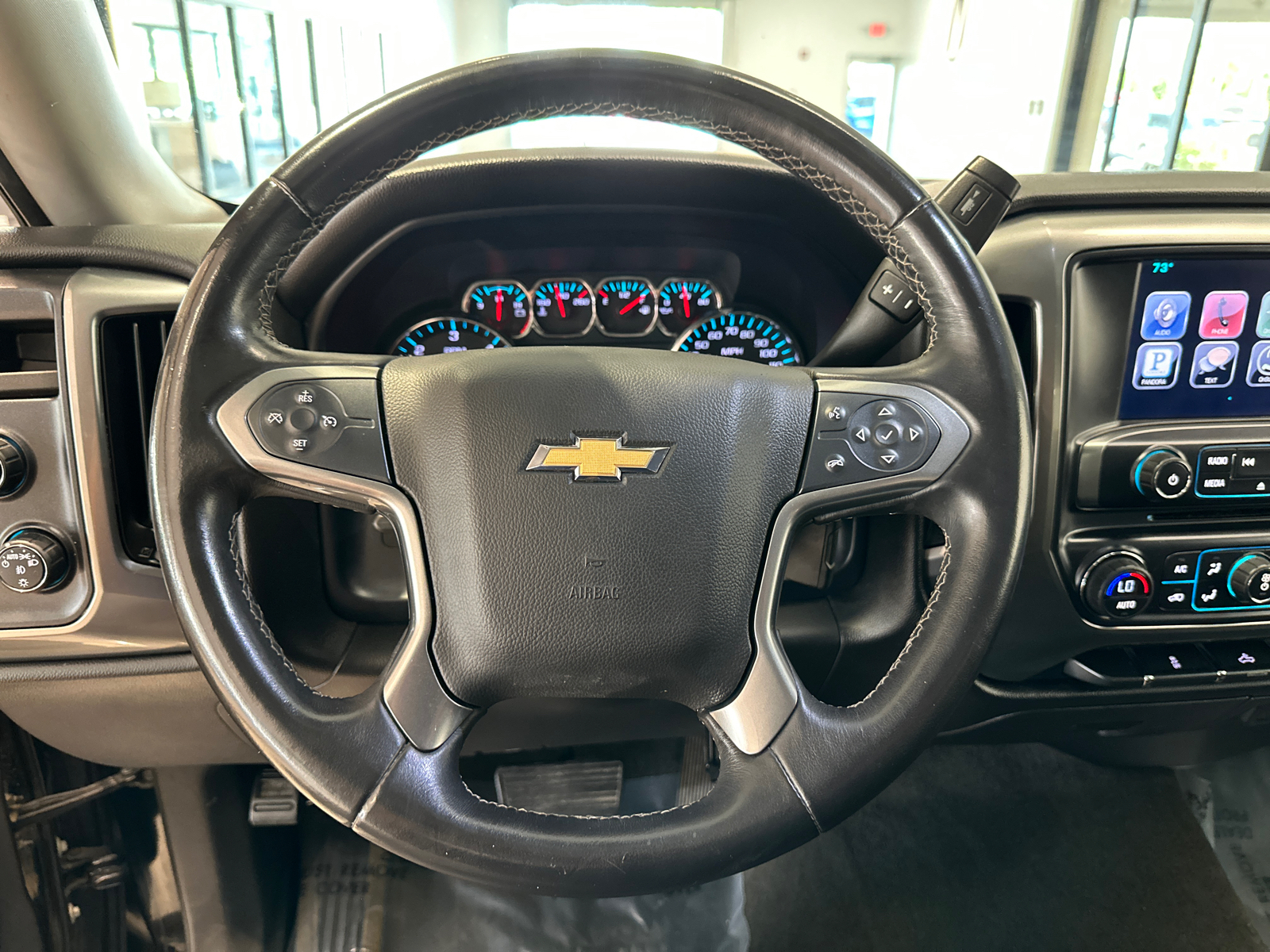 2015 Chevrolet Silverado 1500 LT 17