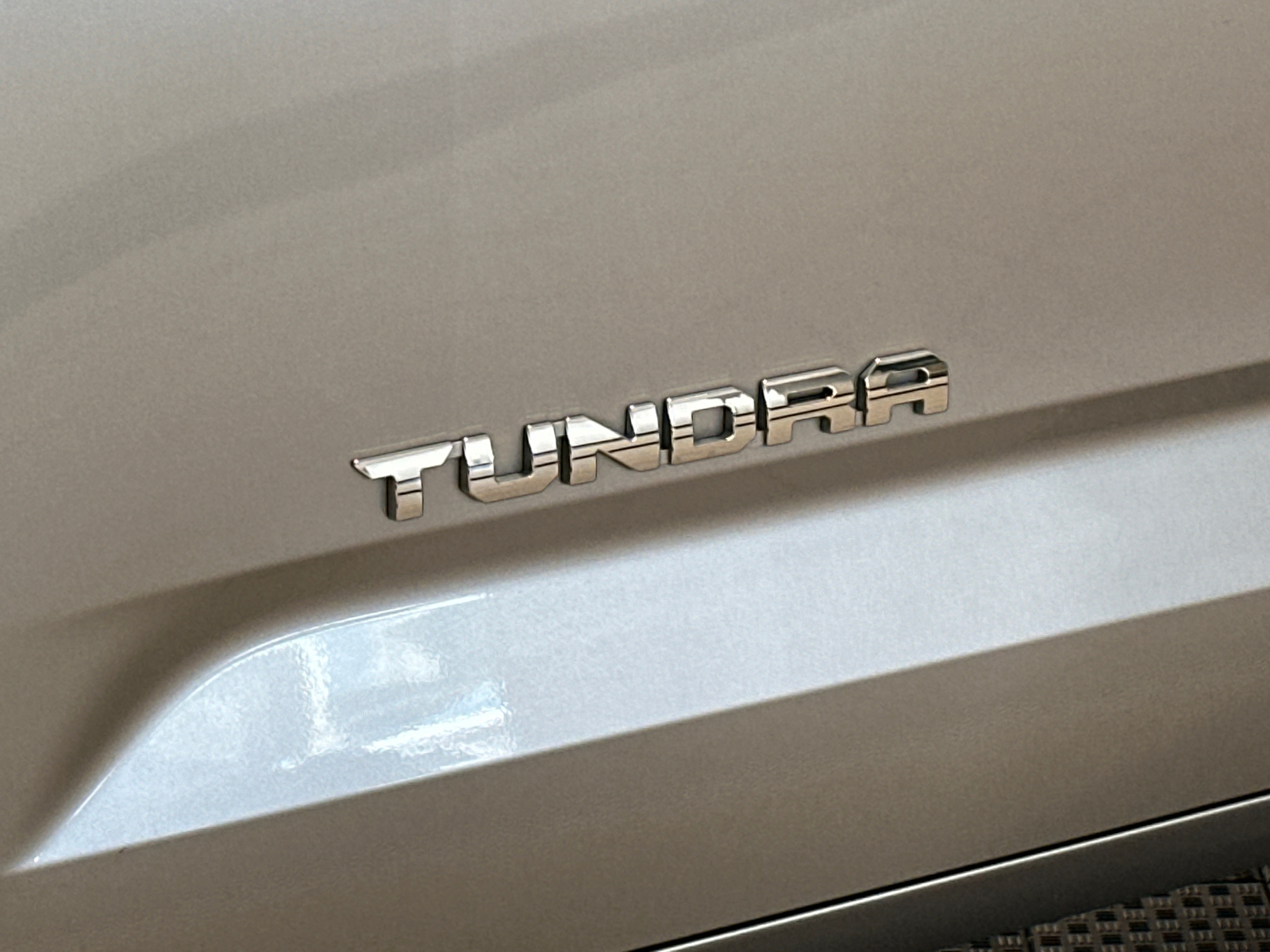 2022 Toyota Tundra 4WD SR5 9