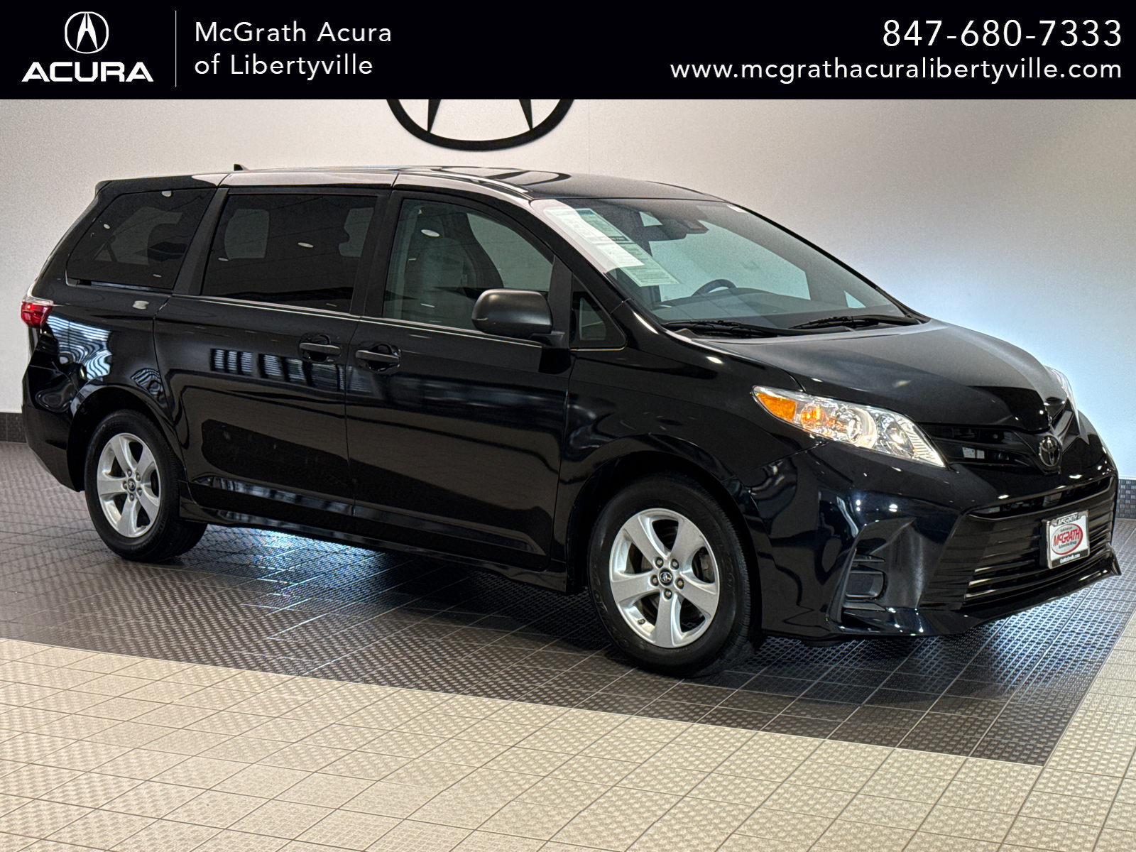 2019 Toyota Sienna L 1