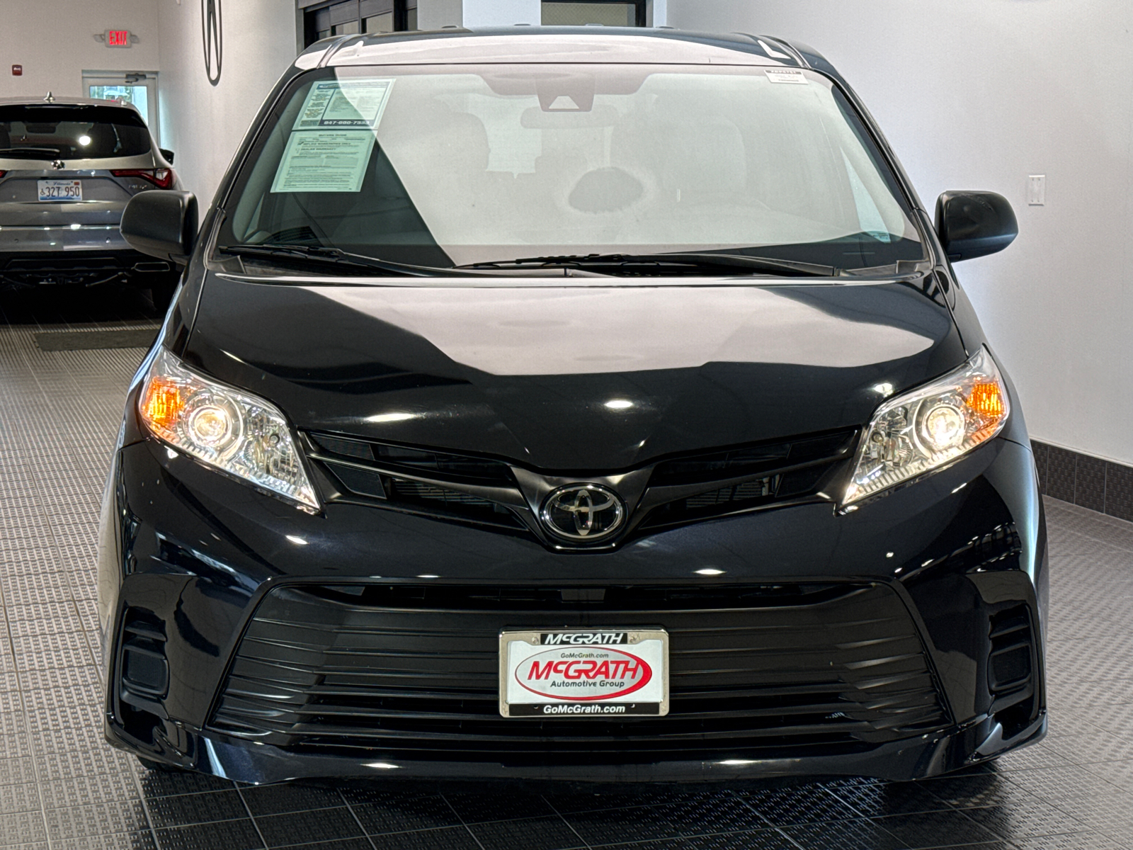 2019 Toyota Sienna L 2