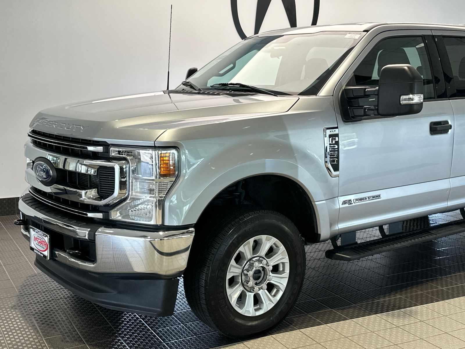 2022 Ford Super Duty F-250 SRW XLT 9