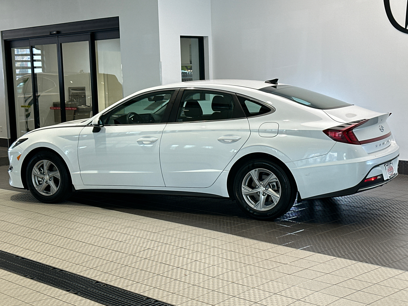 2021 Hyundai Sonata SE 4