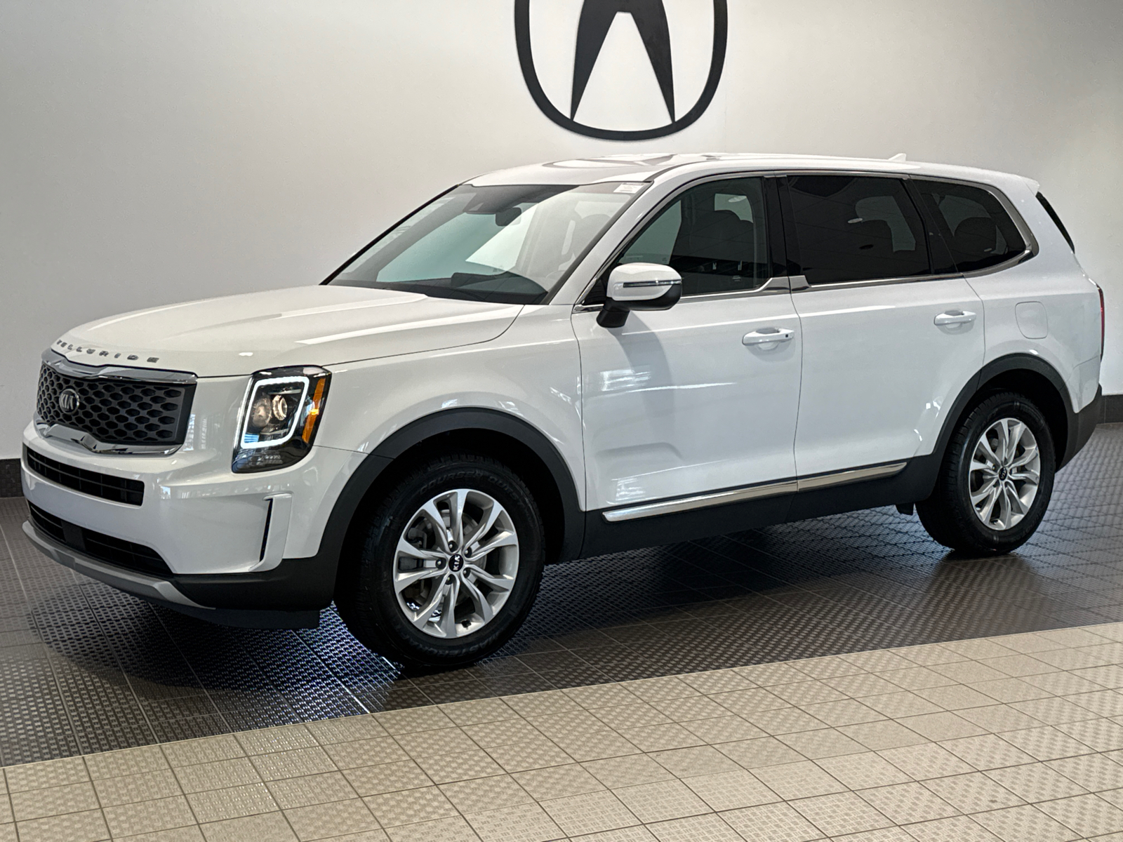 2021 Kia Telluride LX 3