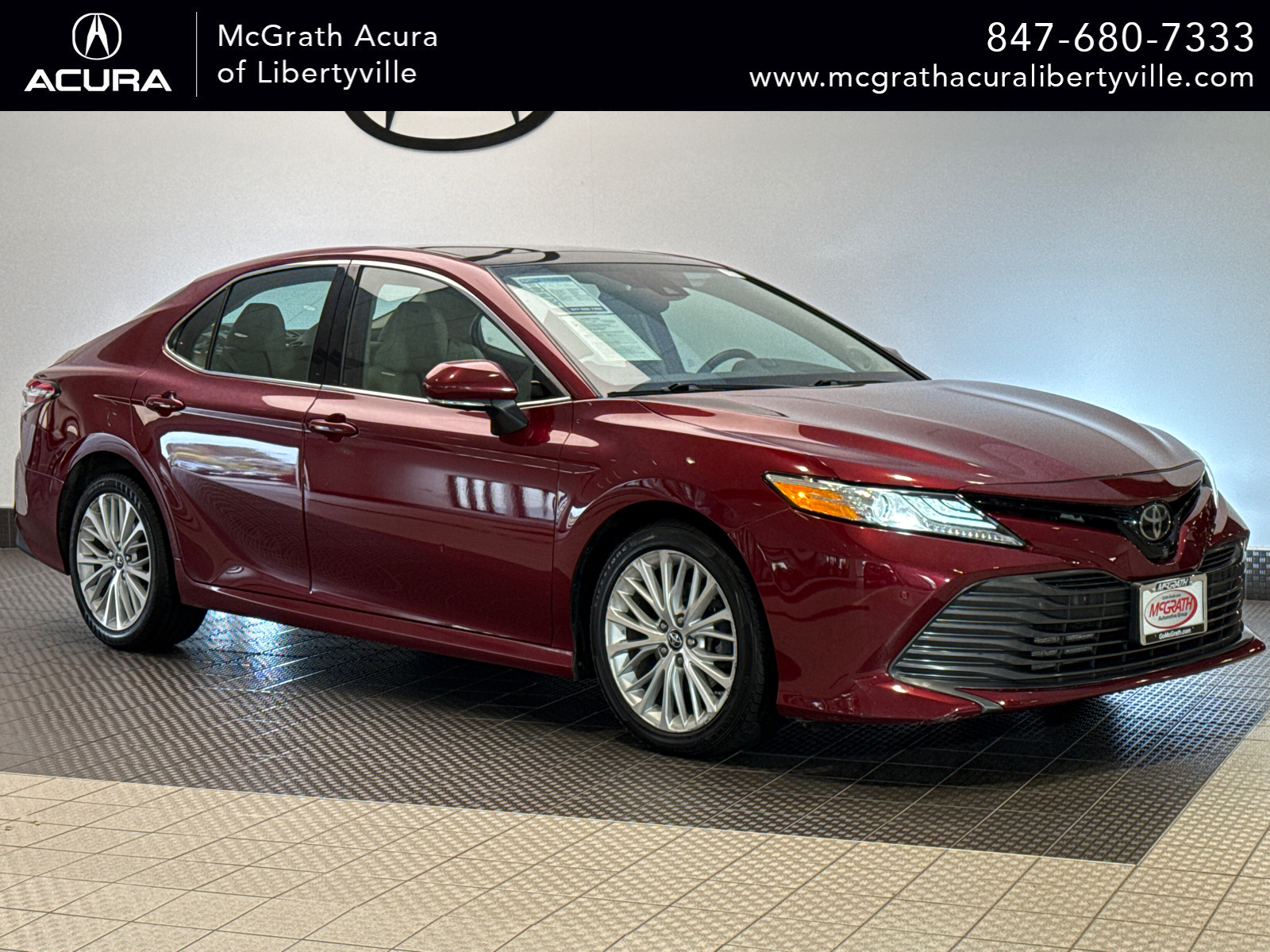 2019 Toyota Camry XLE V6 1