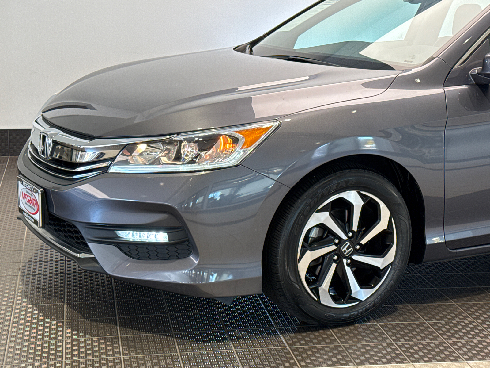 2017 Honda Accord Sedan EX-L 8