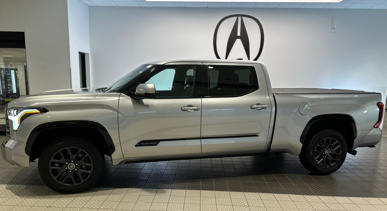 2022 Toyota Tundra 4WD Platinum 3