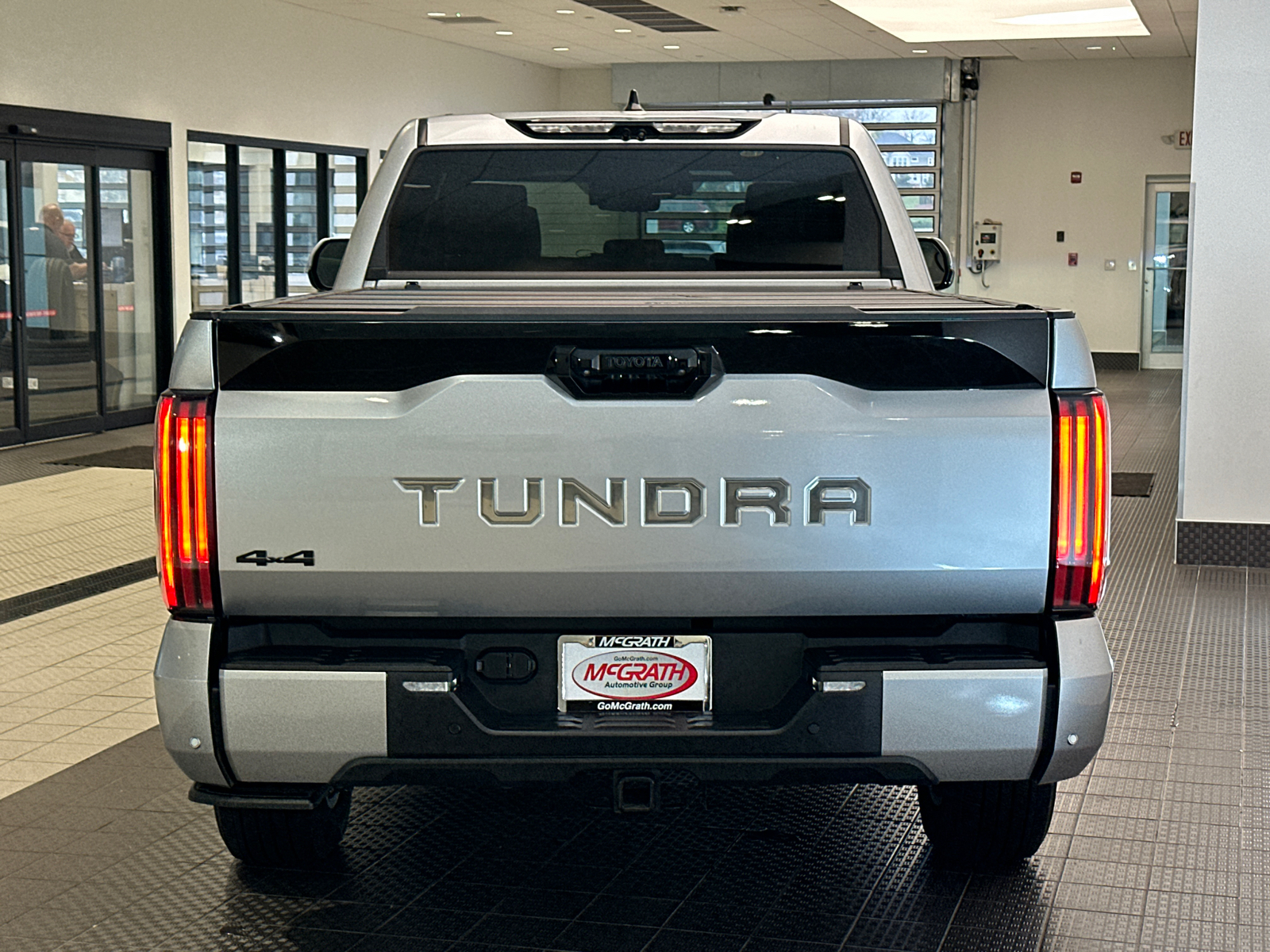 2022 Toyota Tundra 4WD Platinum 5