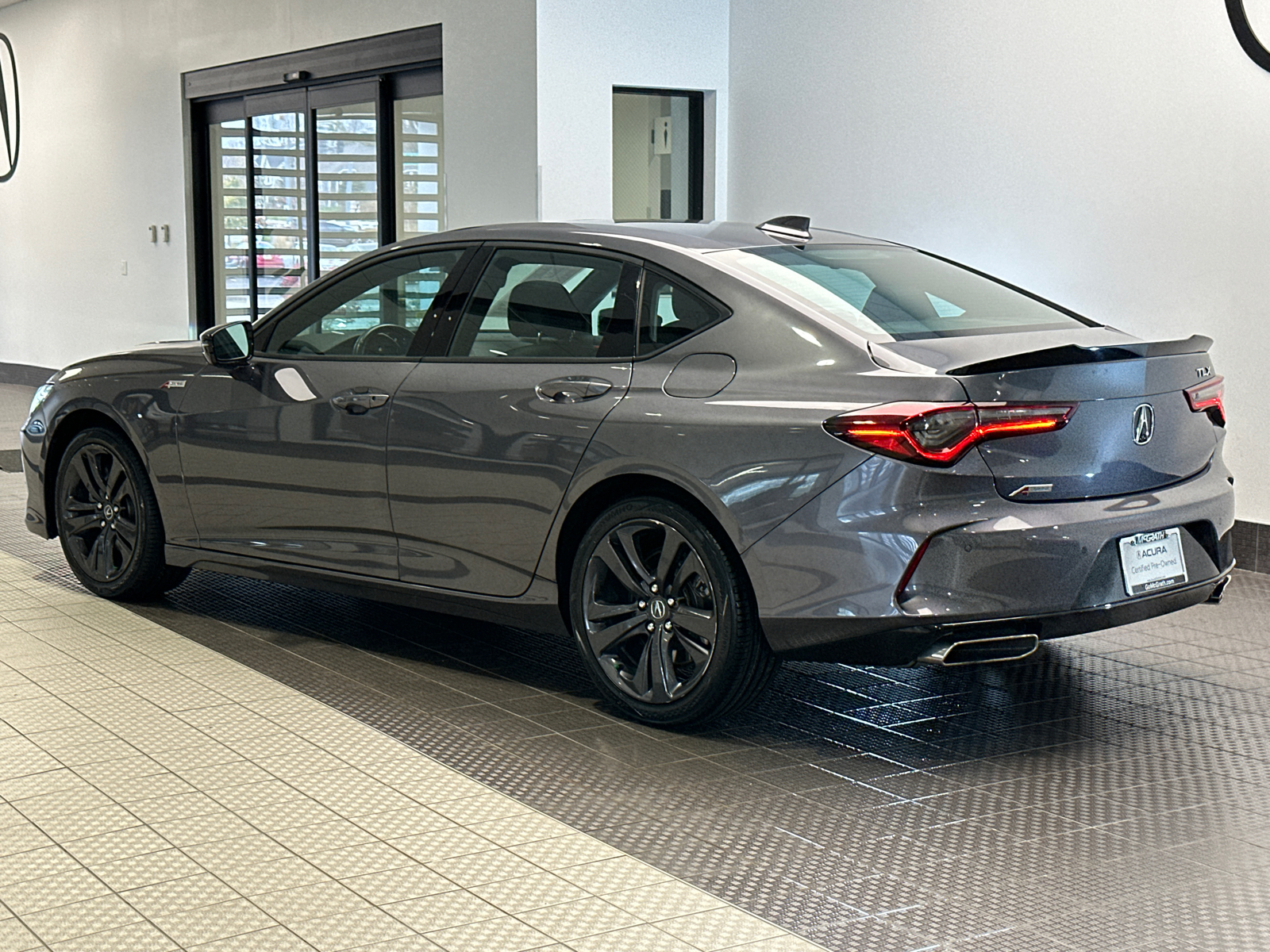 2021 Acura TLX w/A-Spec Package 4