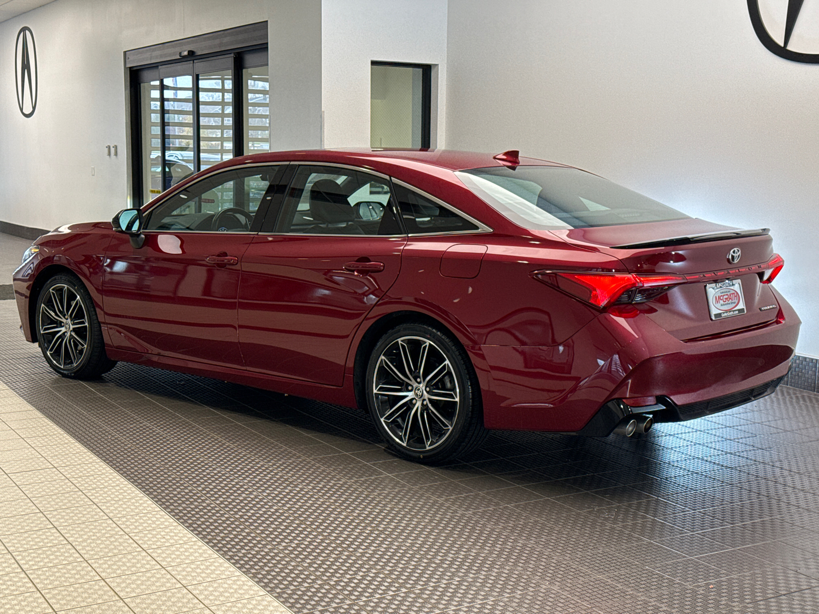 2022 Toyota Avalon Touring 4