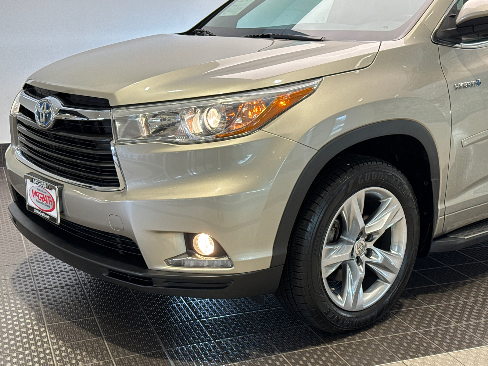 2015 Toyota Highlander Hybrid Limited 8