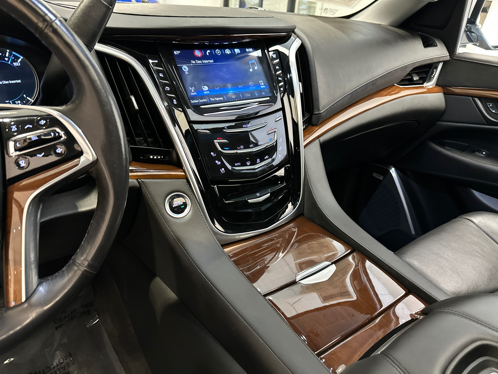 2020 Cadillac Escalade ESV Premium Luxury 23