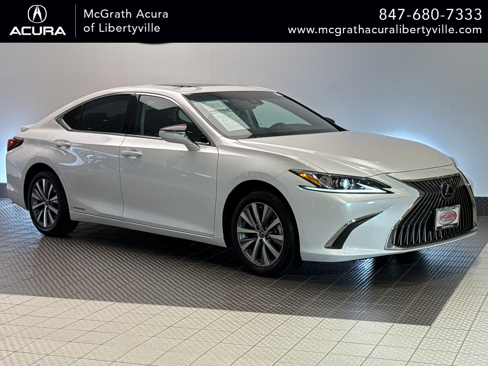 2021 Lexus ES ES 300h 1