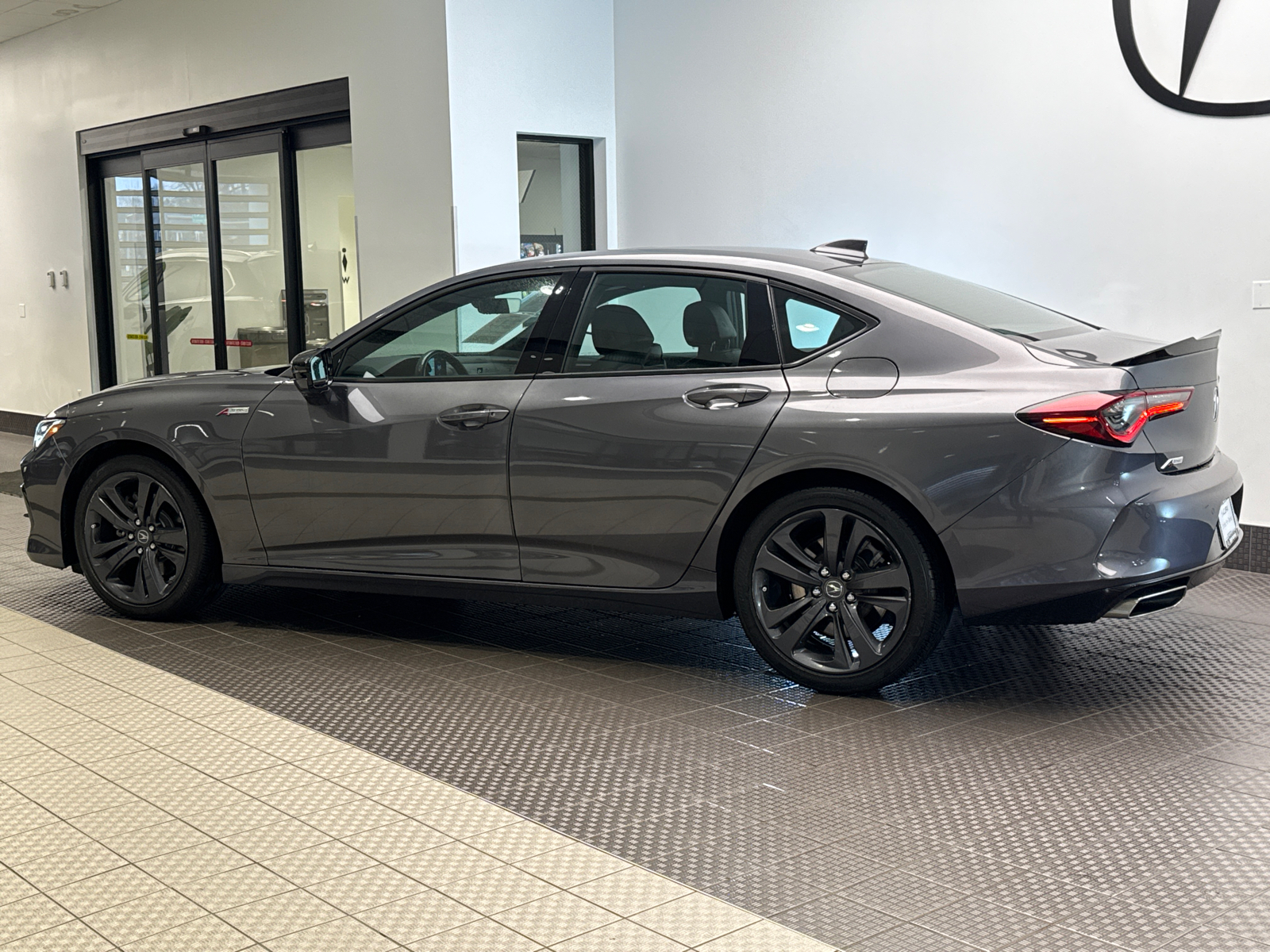 2022 Acura TLX w/A-Spec Package 4