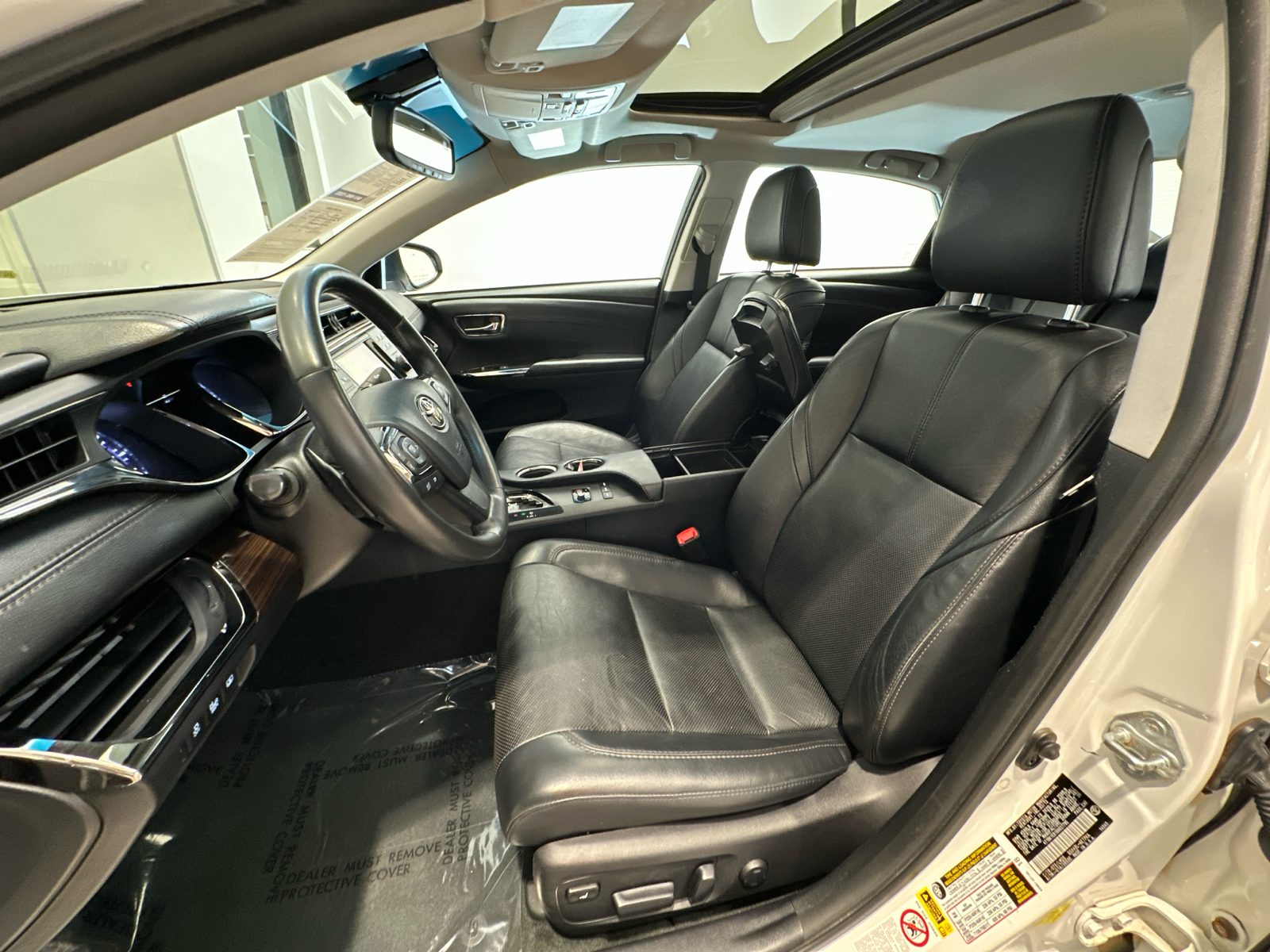 2013 Toyota Avalon Limited 11