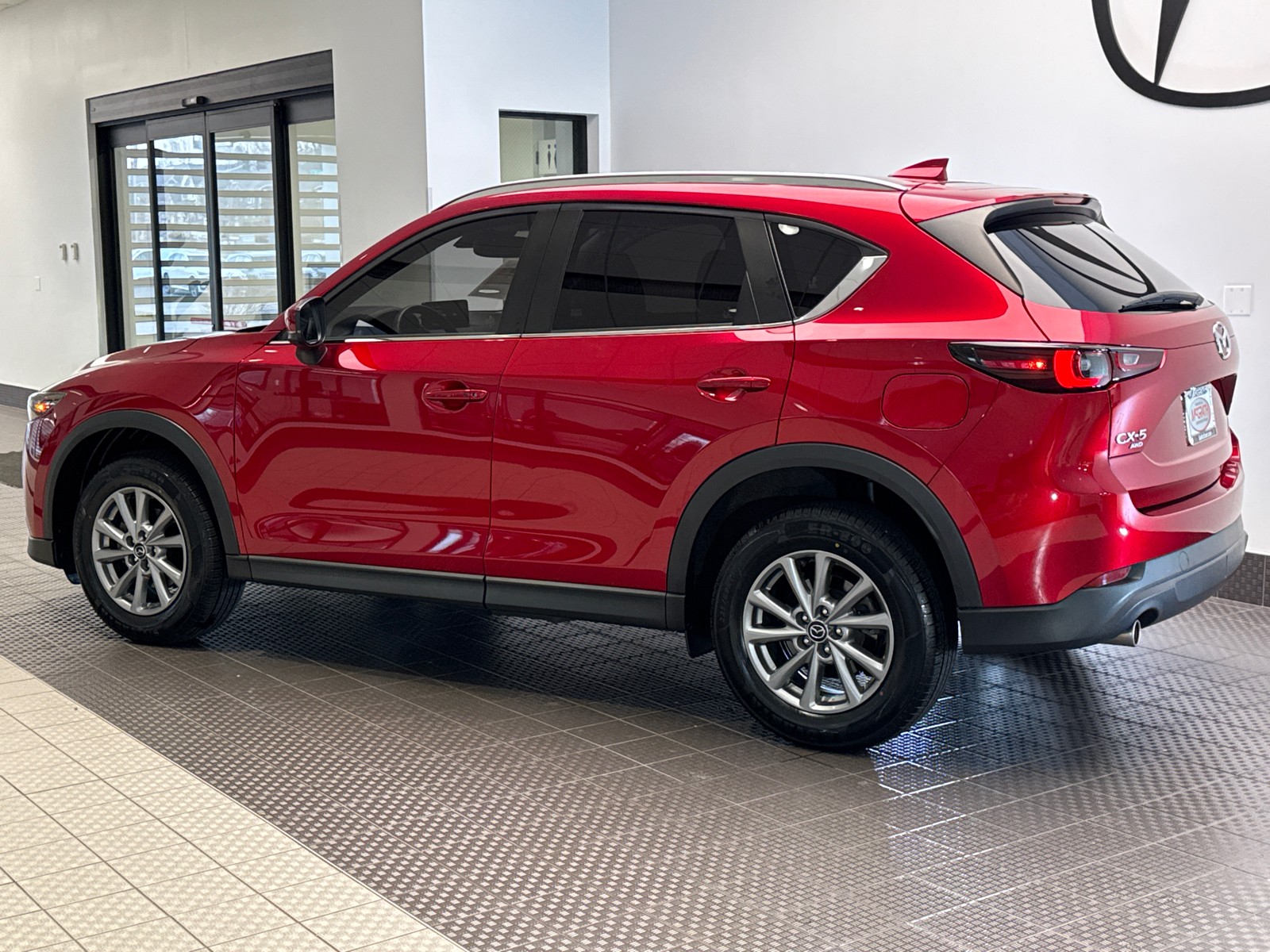 2022 Mazda CX-5 2.5 S Preferred Package 4