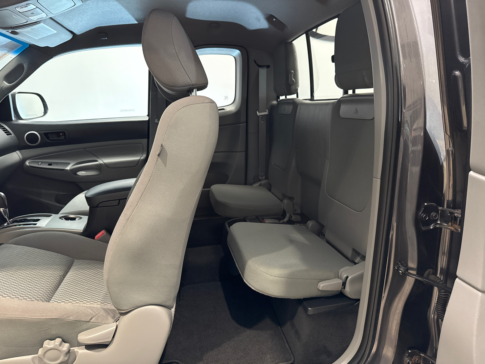 2013 Toyota Tacoma Base 13