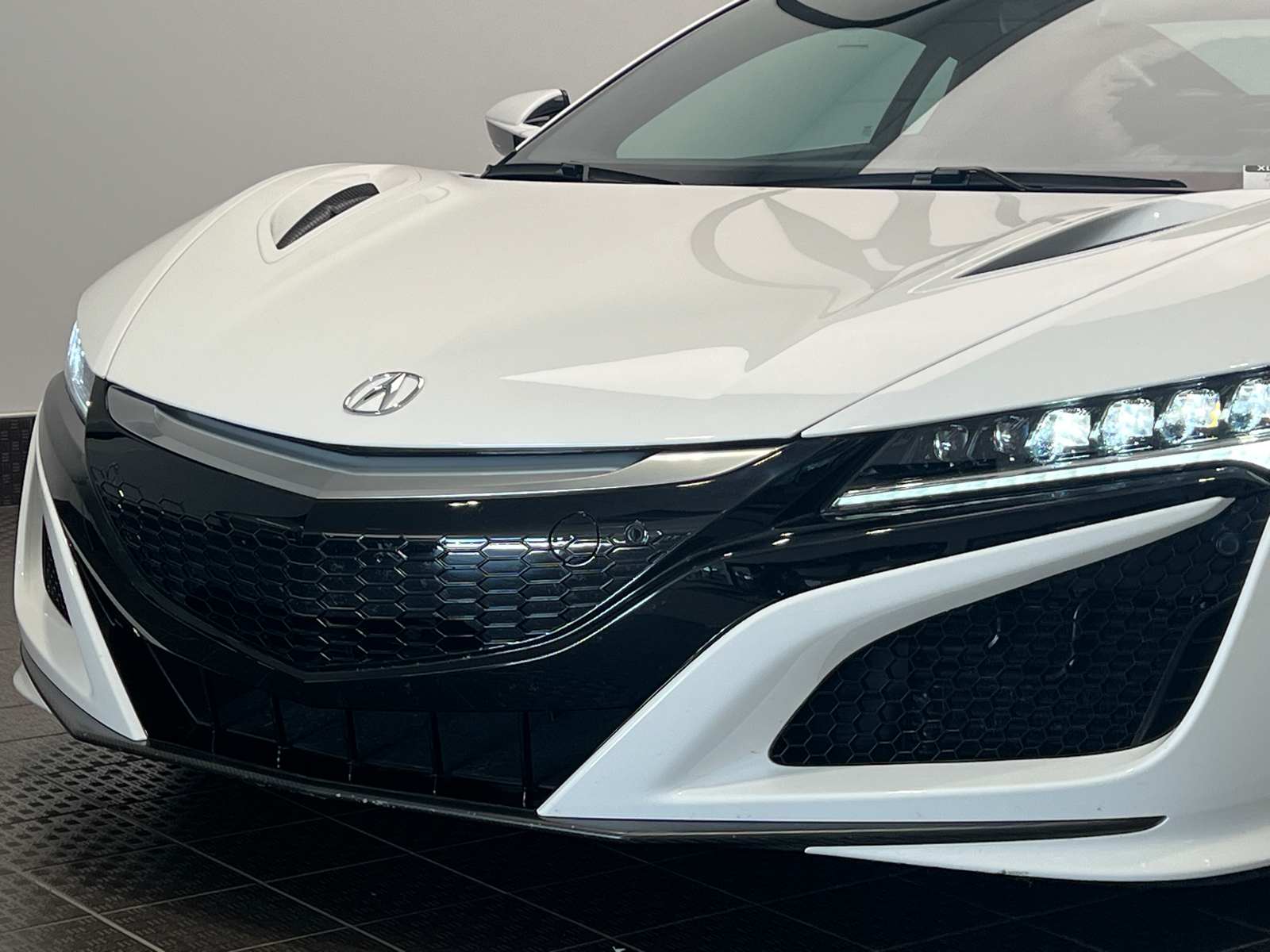 2017 Acura NSX Base 7