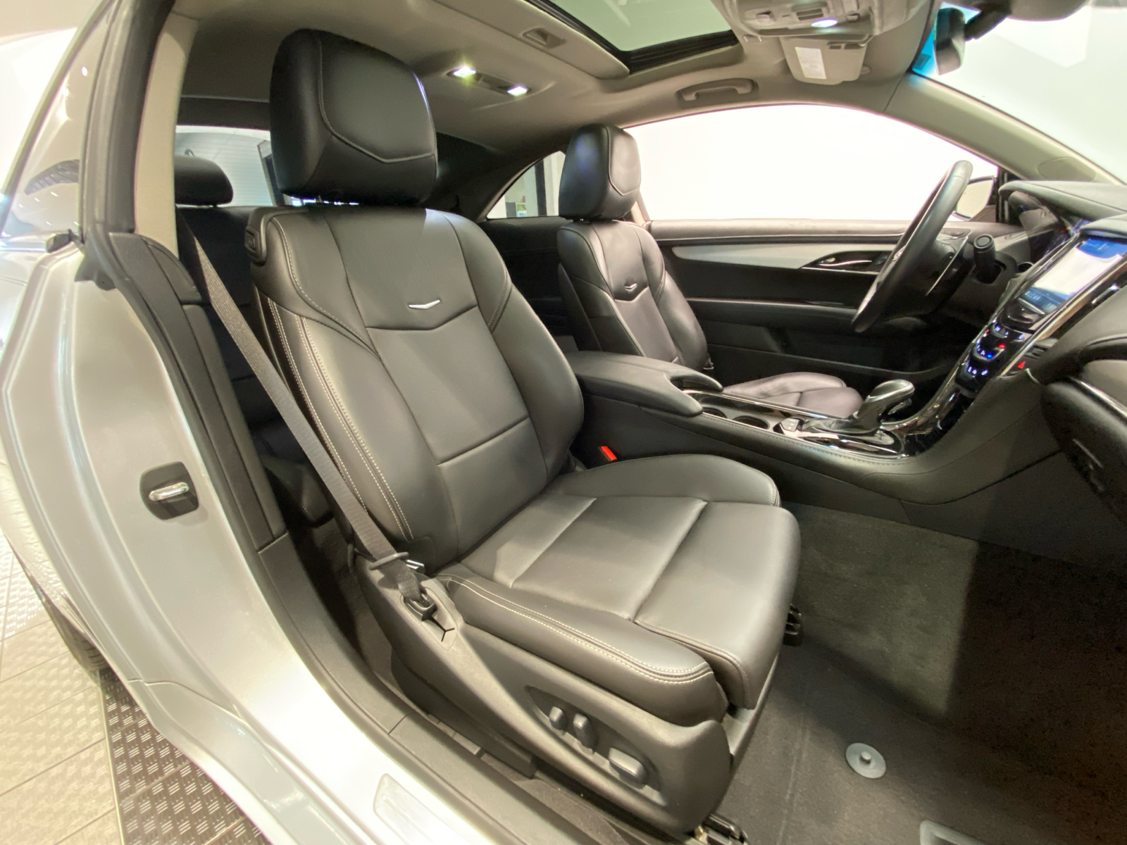 2019 Cadillac ATS Coupe Luxury AWD 13