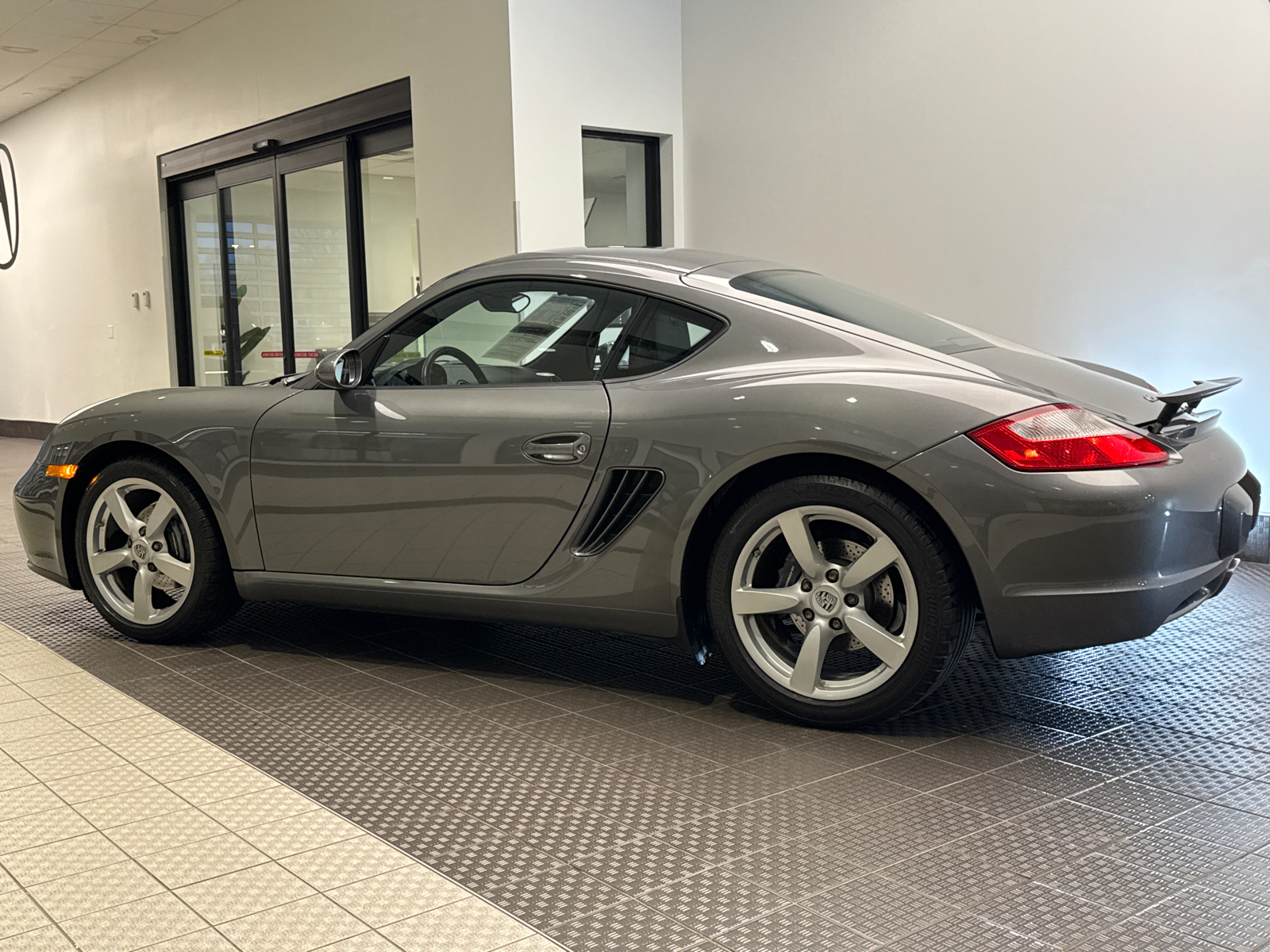 2008 Porsche Cayman Base 4