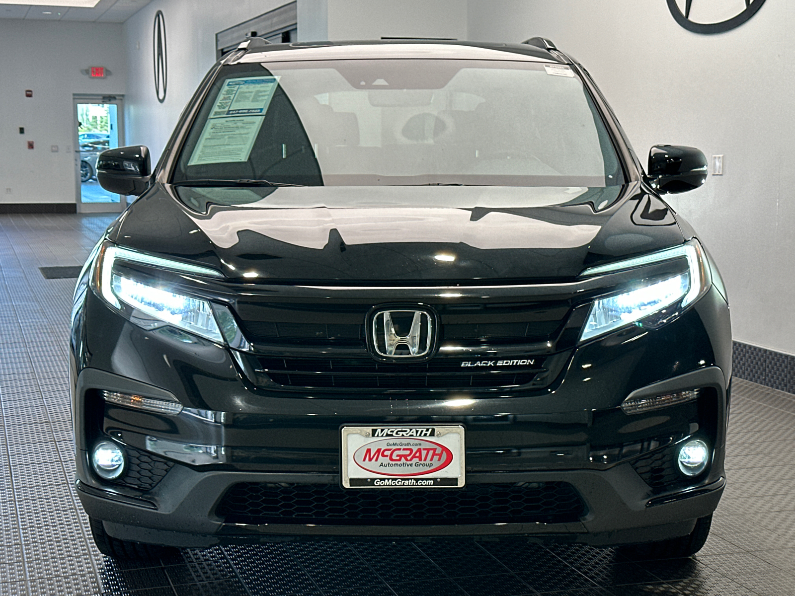 2022 Honda Pilot Black Edition 2