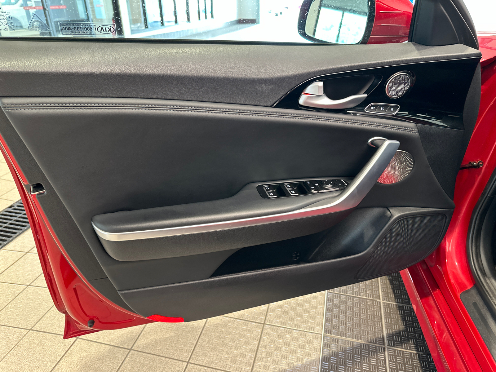 2019 Kia Stinger Premium 10