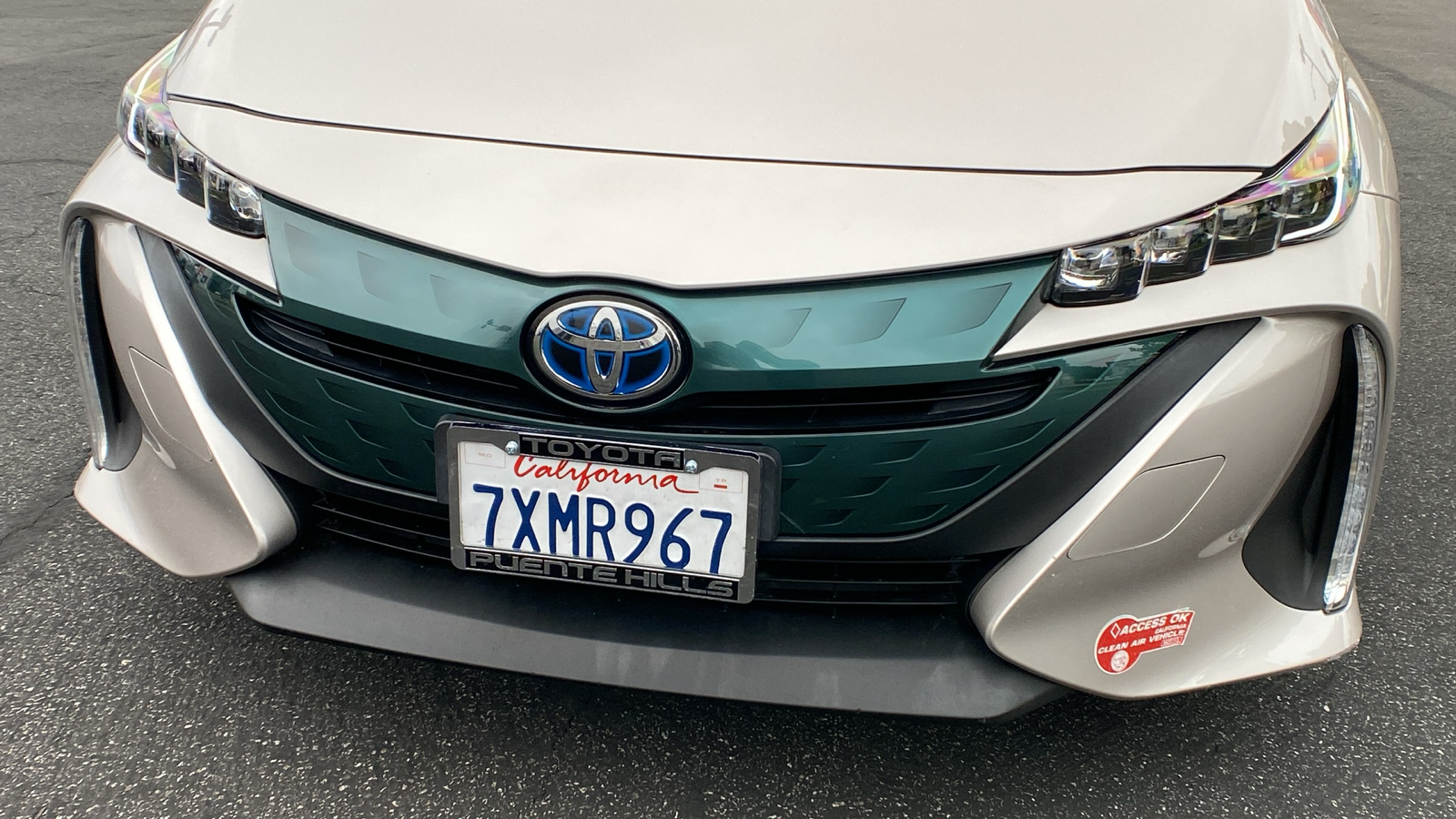 2017 Toyota Prius Prime Premium 32