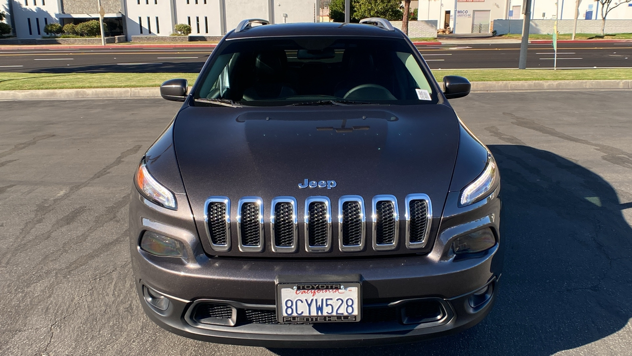 2018 Jeep Cherokee Latitude Plus 8