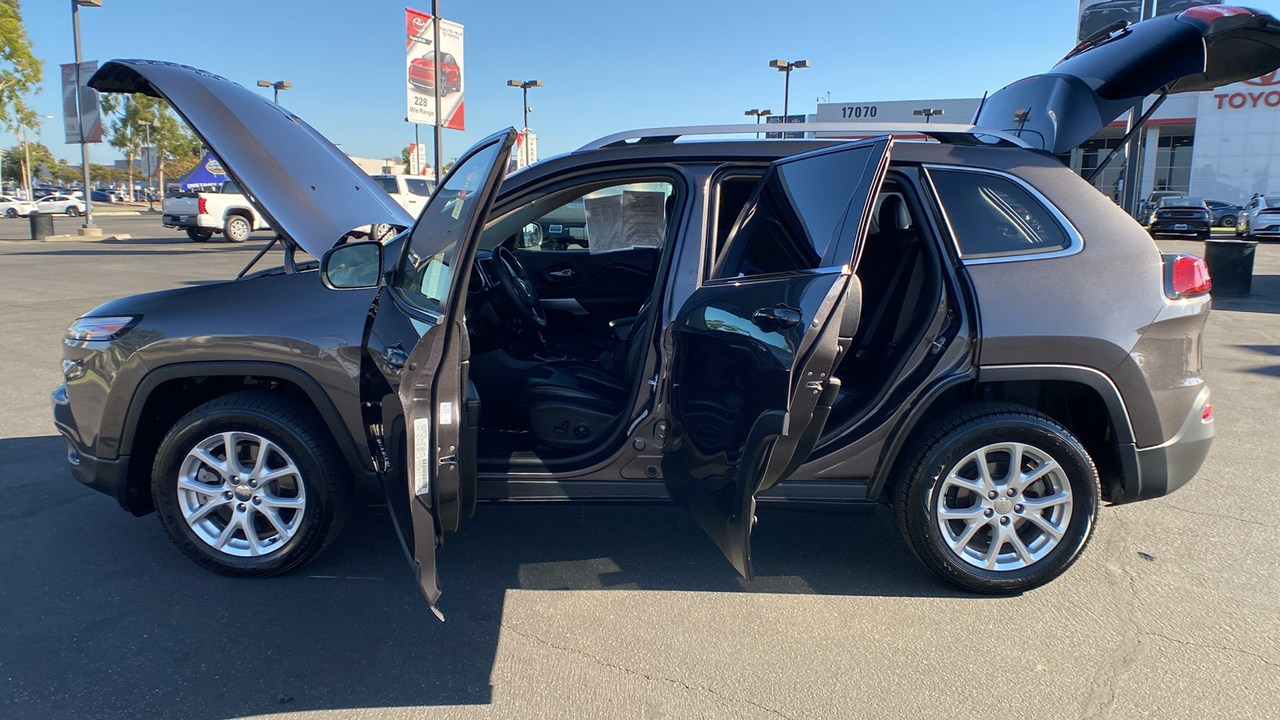 2018 Jeep Cherokee Latitude Plus 11