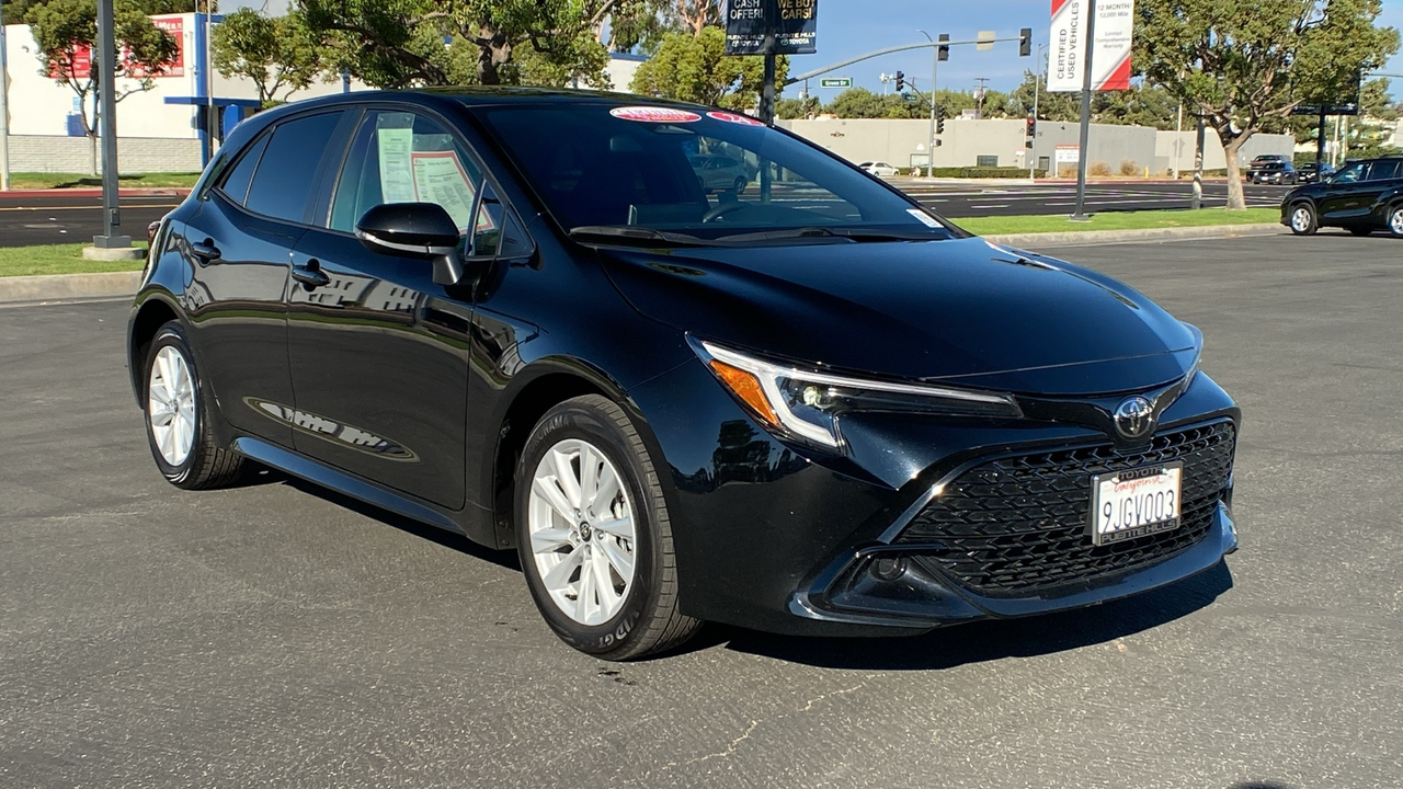 2024 Toyota Corolla Hatchback SE 1