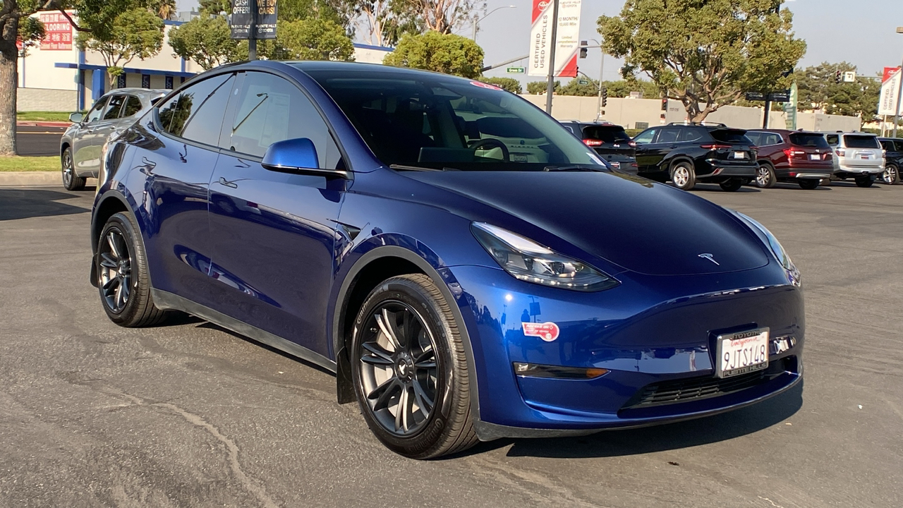 2023 Tesla Model Y Long Range 1