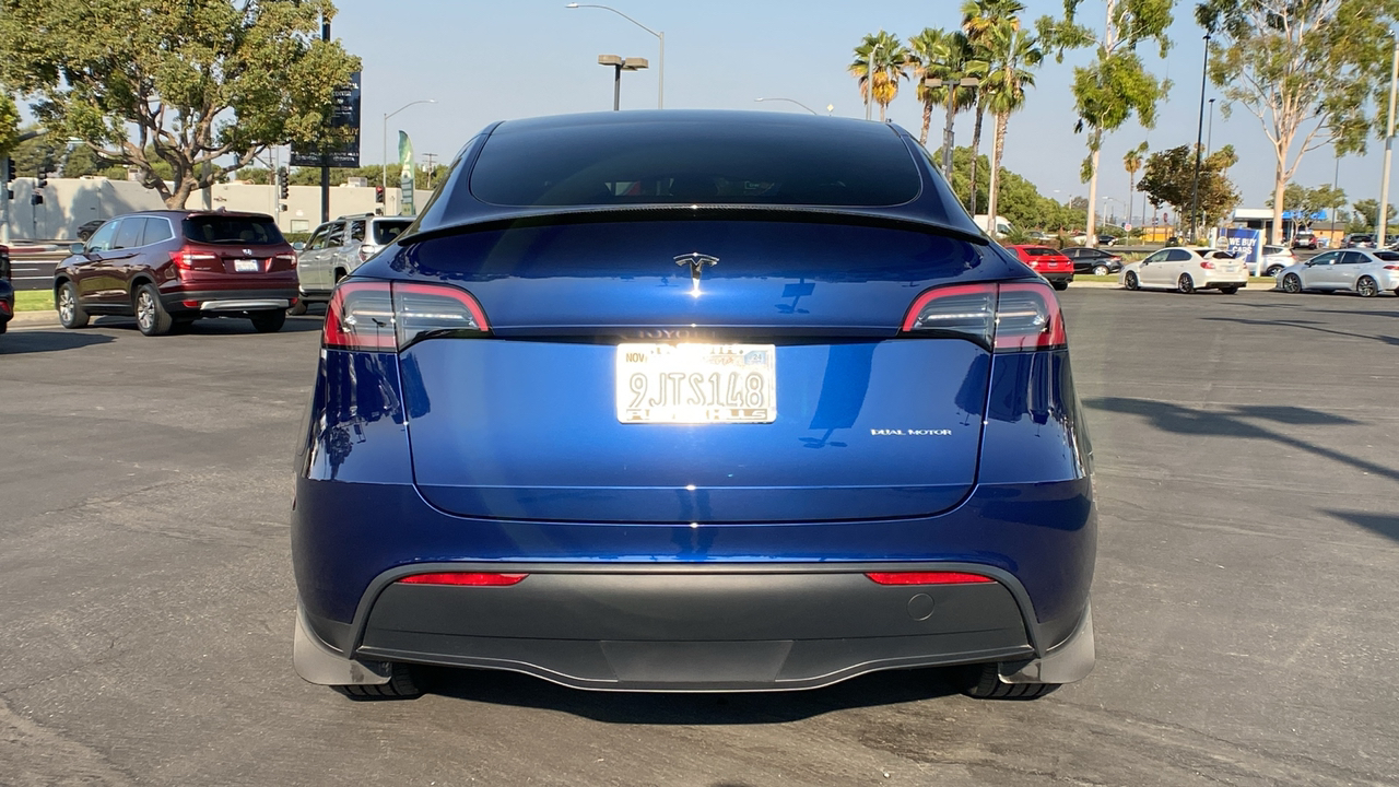 2023 Tesla Model Y Long Range 4