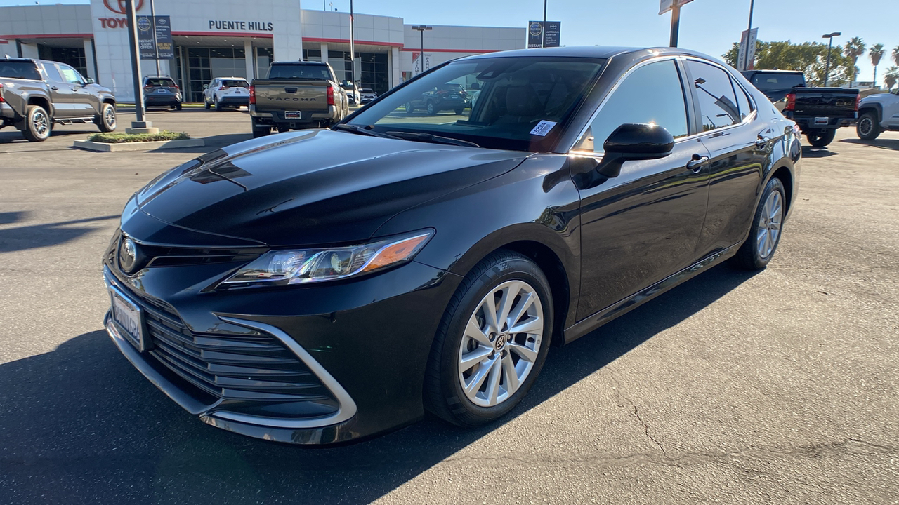 2021 Toyota Camry LE 7