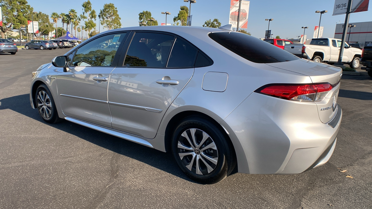 2021 Toyota Corolla Hybrid LE 5