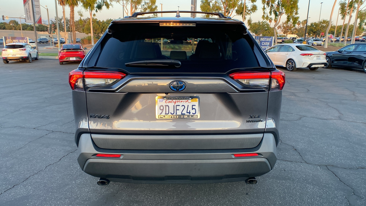 2022 Toyota RAV4 Hybrid XLE Premium 4