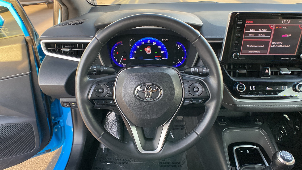 2020 Toyota Corolla Hatchback XSE 13