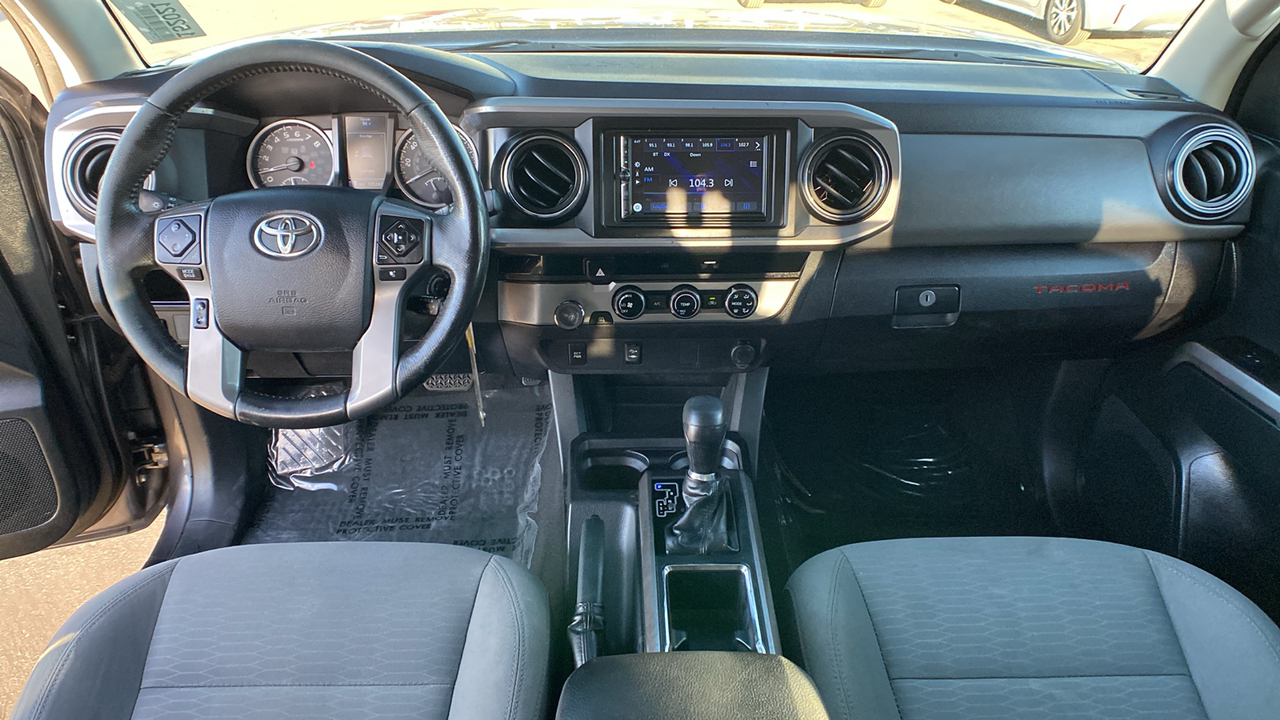 2017 Toyota Tacoma SR5 28