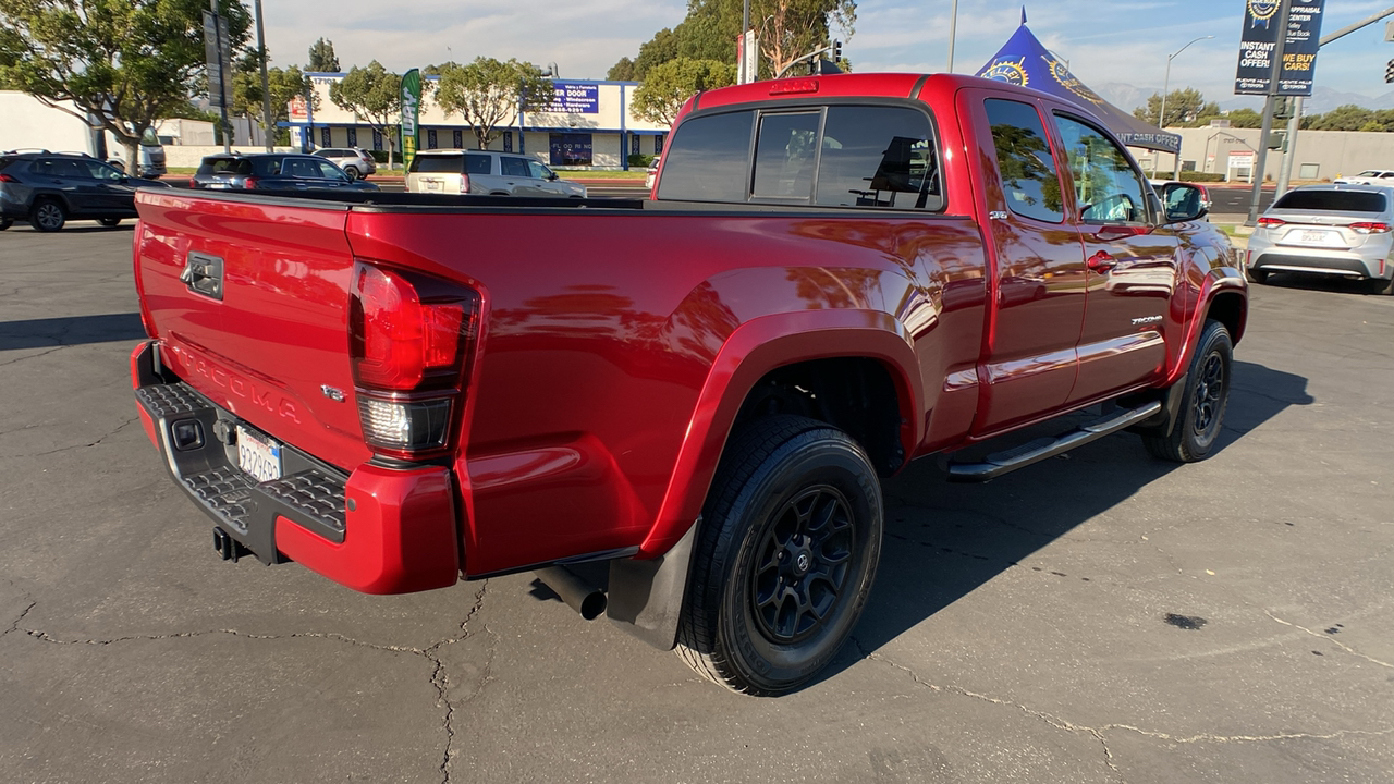 2020 Toyota Tacoma SR5 3