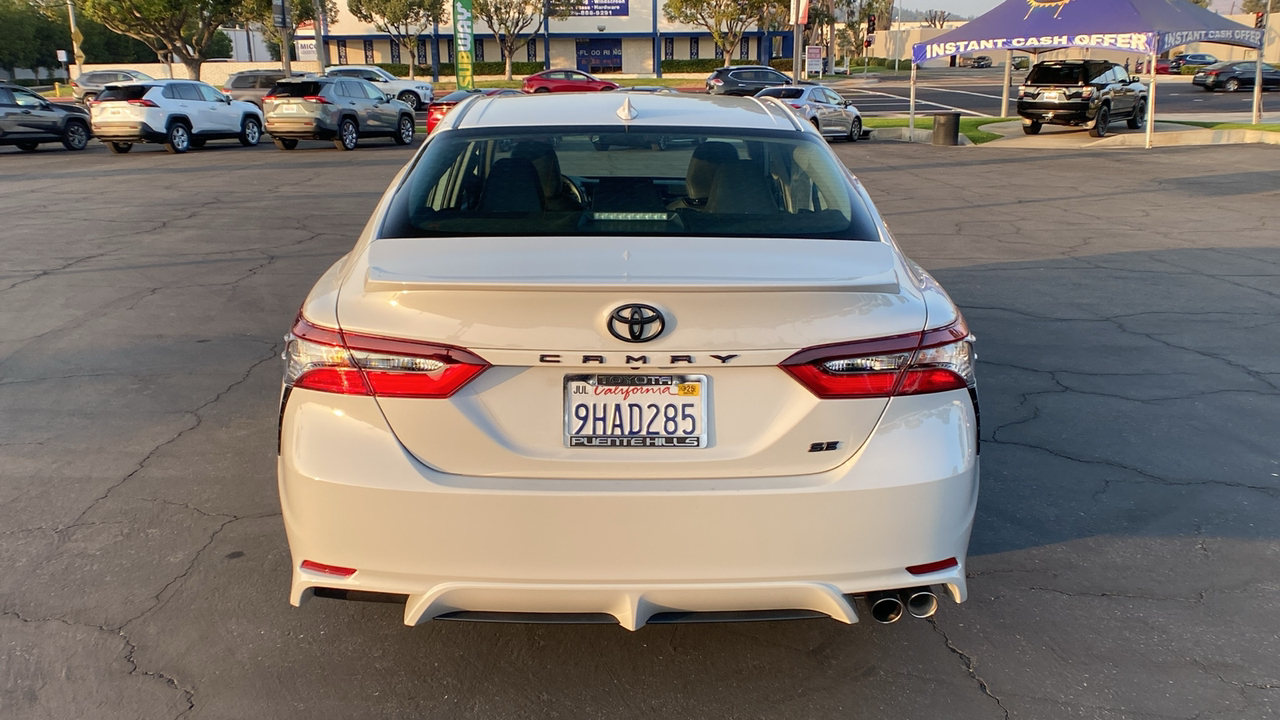 2023 Toyota Camry SE 4