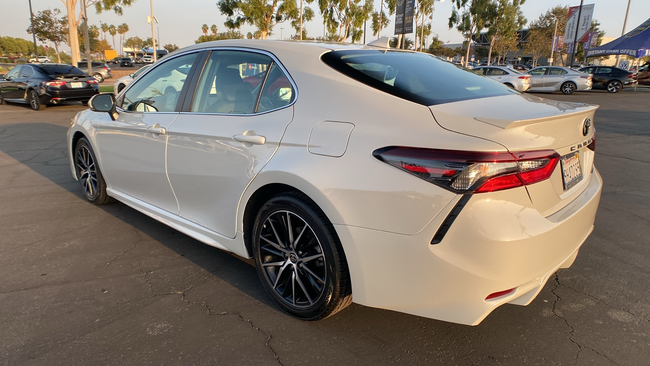 2023 Toyota Camry SE 5