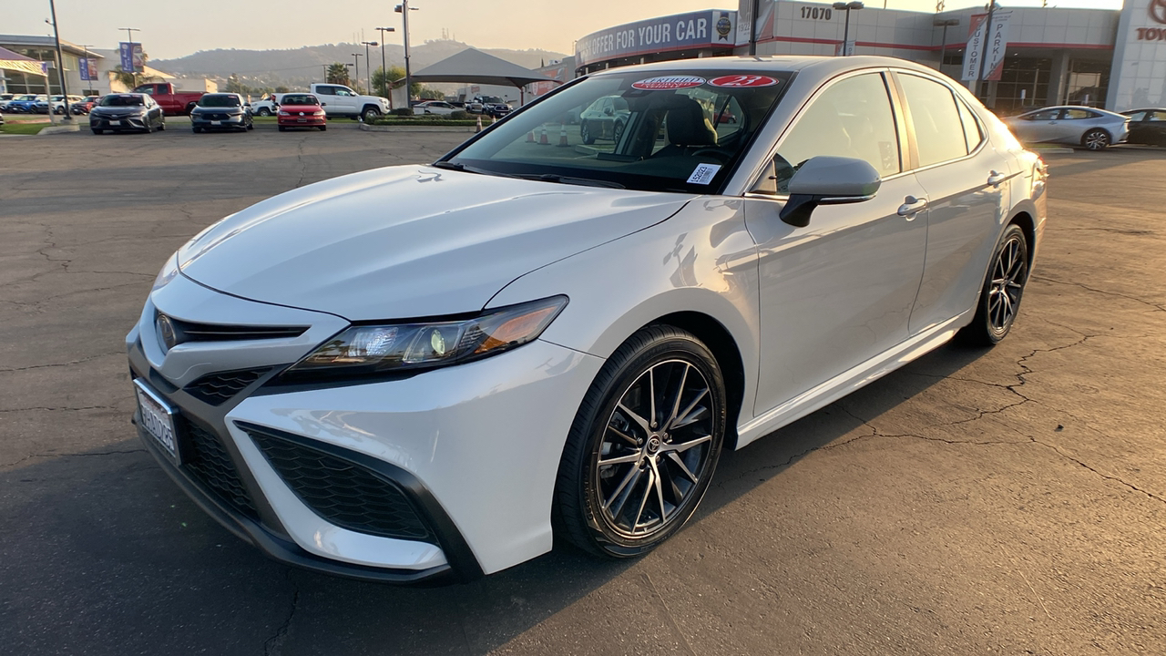 2023 Toyota Camry SE 7