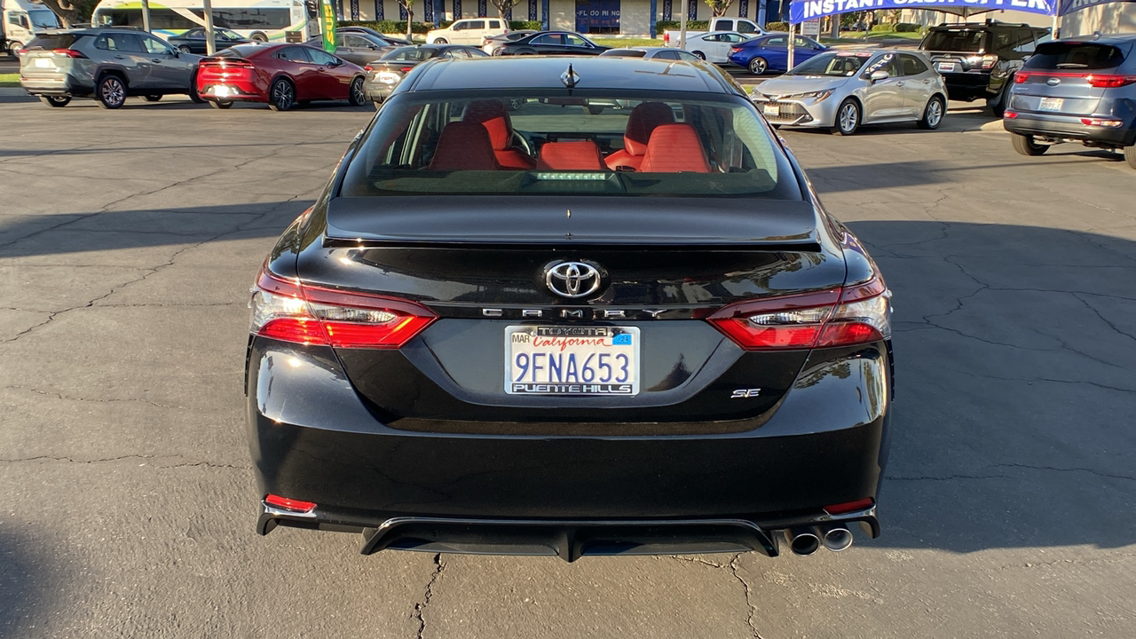 2023 Toyota Camry SE 4